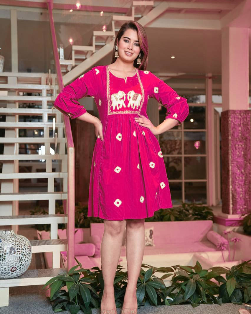     			anushansa Women's Viscose Rayon Embroidered Straight Kurti - ( Pink )