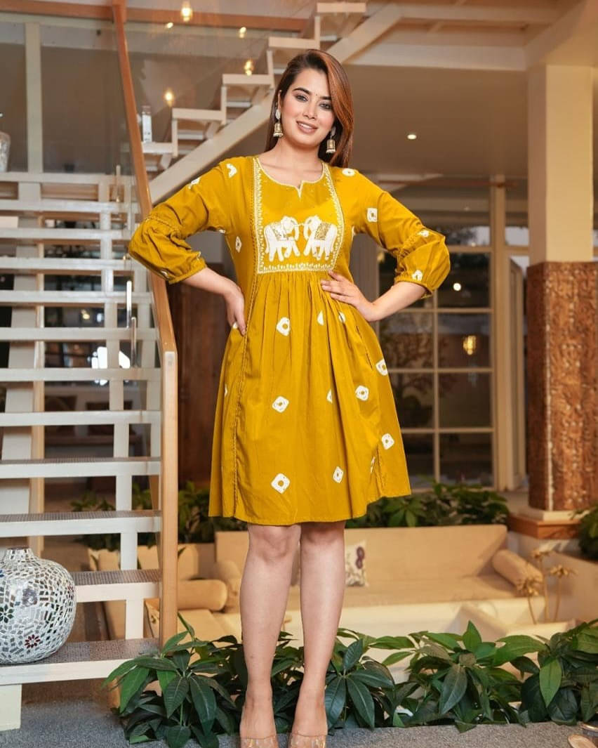     			anushansa Women's Viscose Rayon Embroidered Straight Kurti - ( Yellow )