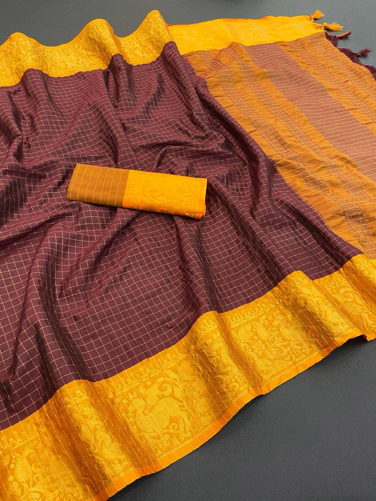Apnisha Jacquard Embellished Saree With Unstitched Blouse Piece ( Brown ) Apnisha Jacquard Embellished Saree With Unstitched Blouse Piece ( Brown )