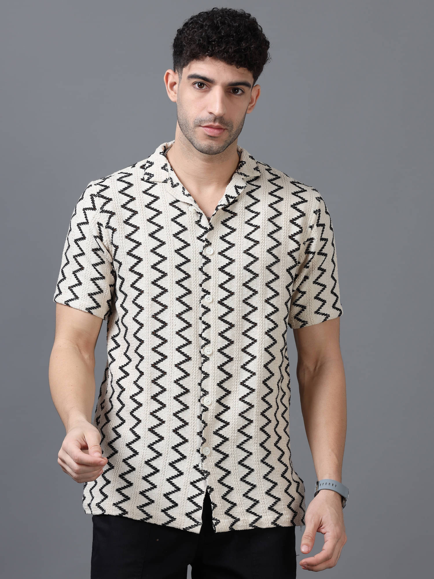 LUISE LOOK 100% Cotton Regular Fit Printed Half Sleeves Men's Casual Shirt - Black ( Pack of 1 ) LUISE LOOK 100% Cotton Regular Fit Printed Half Sleeves Men's Casual Shirt - Black ( Pack of 1 )