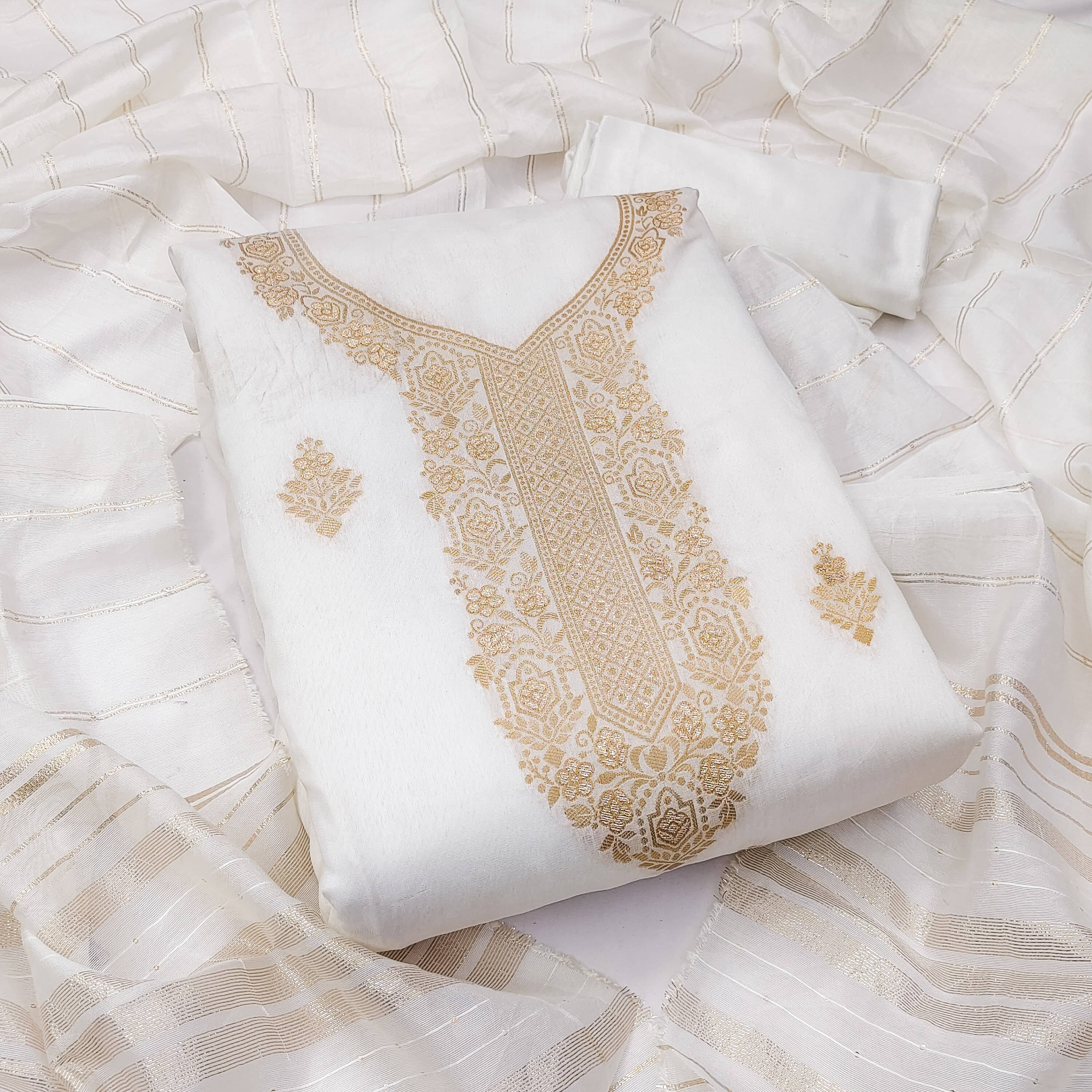 Nayanthara Trends Women Jacquard Unstitched Dress Material ( White ) Nayanthara Trends Women Jacquard Unstitched Dress Material ( White )