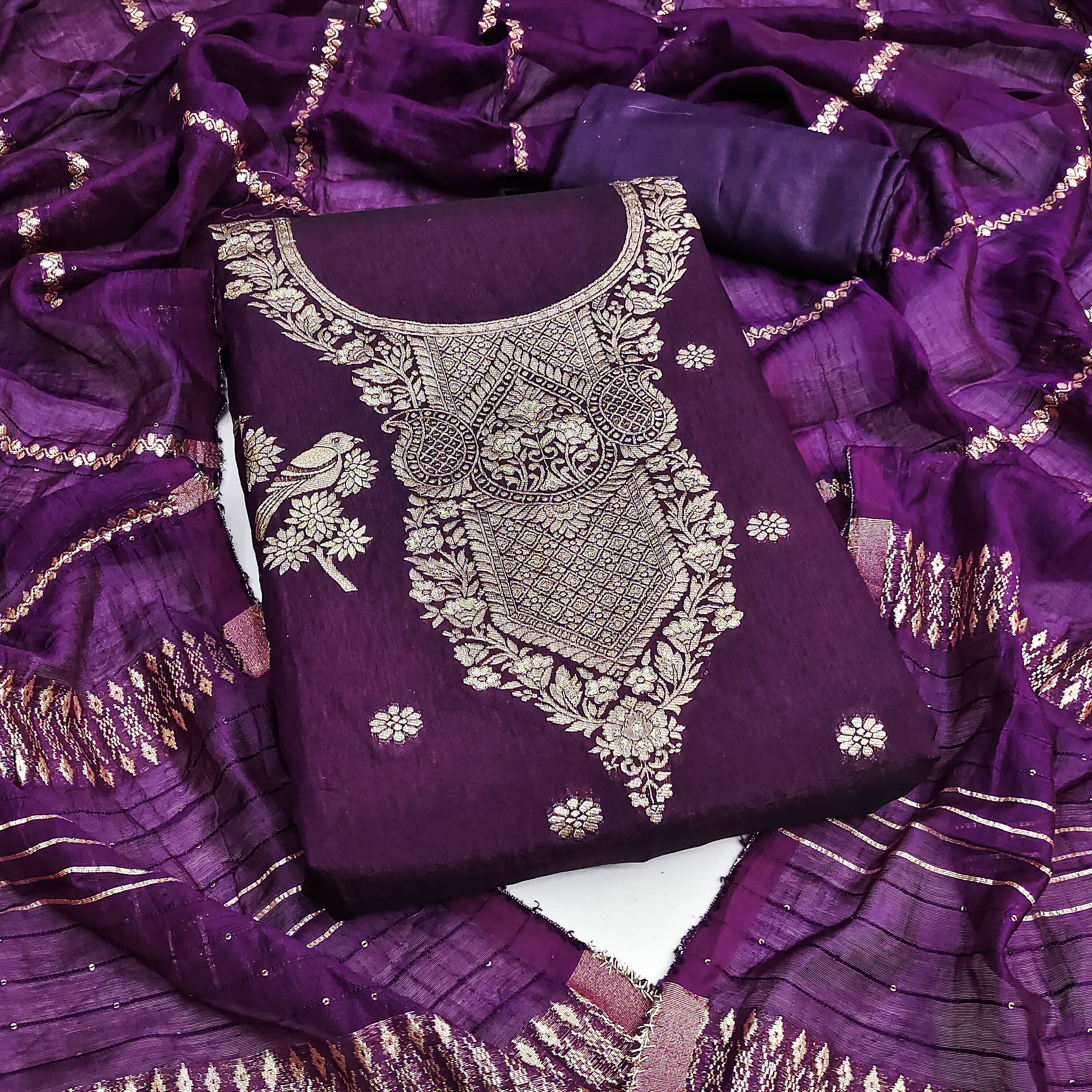 Nayanthara Trends Women Jacquard Unstitched Dress Material ( Purple )     			Nayanthara Trends Women Jacquard Unstitched Dress Material ( Purple )