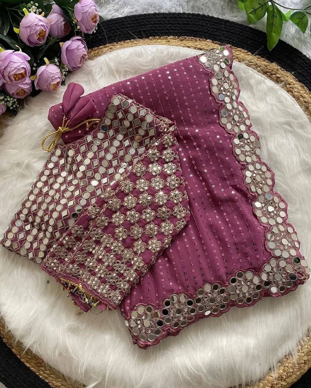     			Nil Madhav Art Georgette Embroidered Saree With Unstitched Blouse Piece ( Pink )