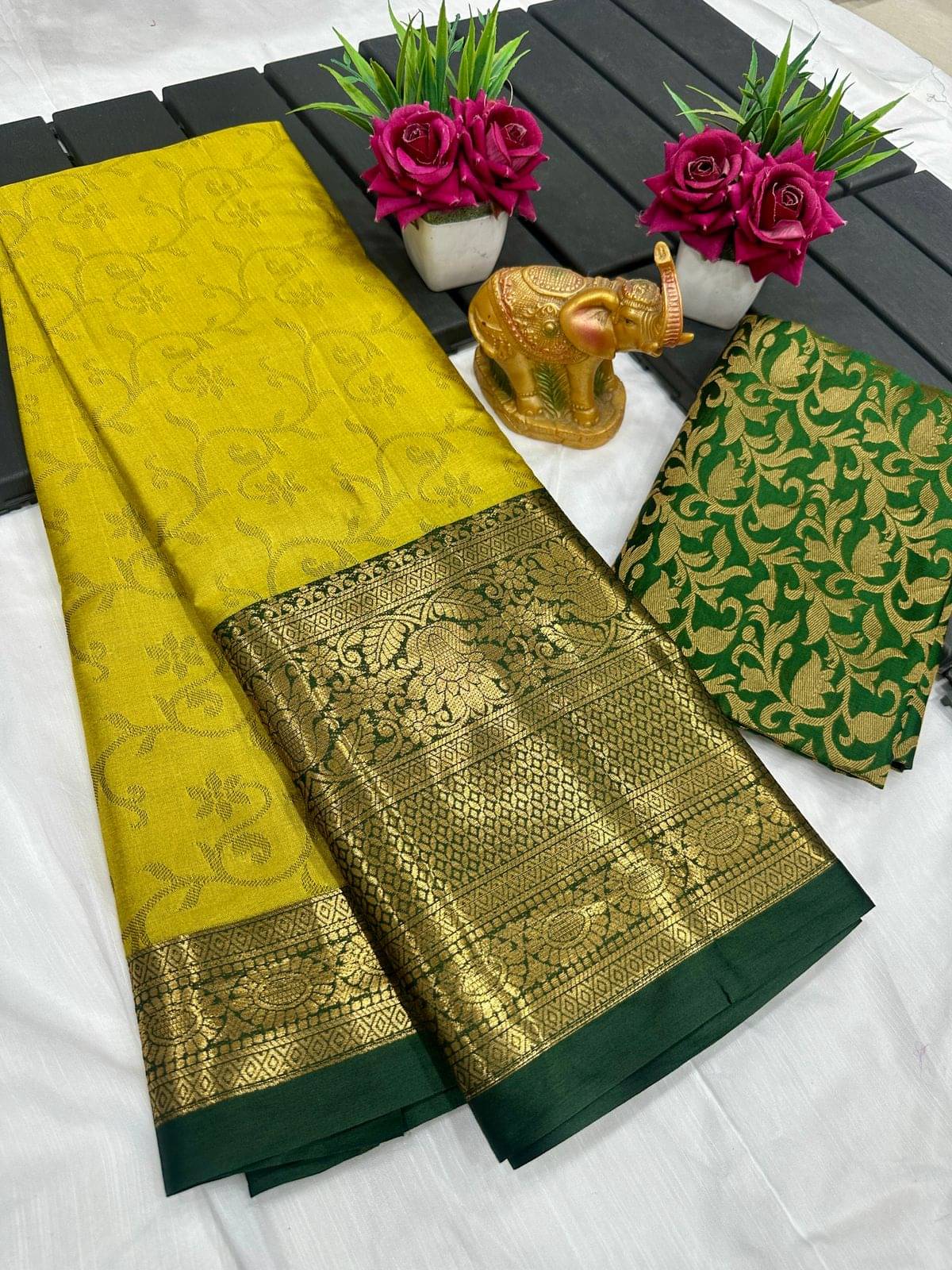 A TO Z CART Cotton Silk Woven Saree With Unstitched Blouse Piece ( Multicolor 1 ) A TO Z CART Cotton Silk Woven Saree With Unstitched Blouse Piece ( Multicolor 1 )