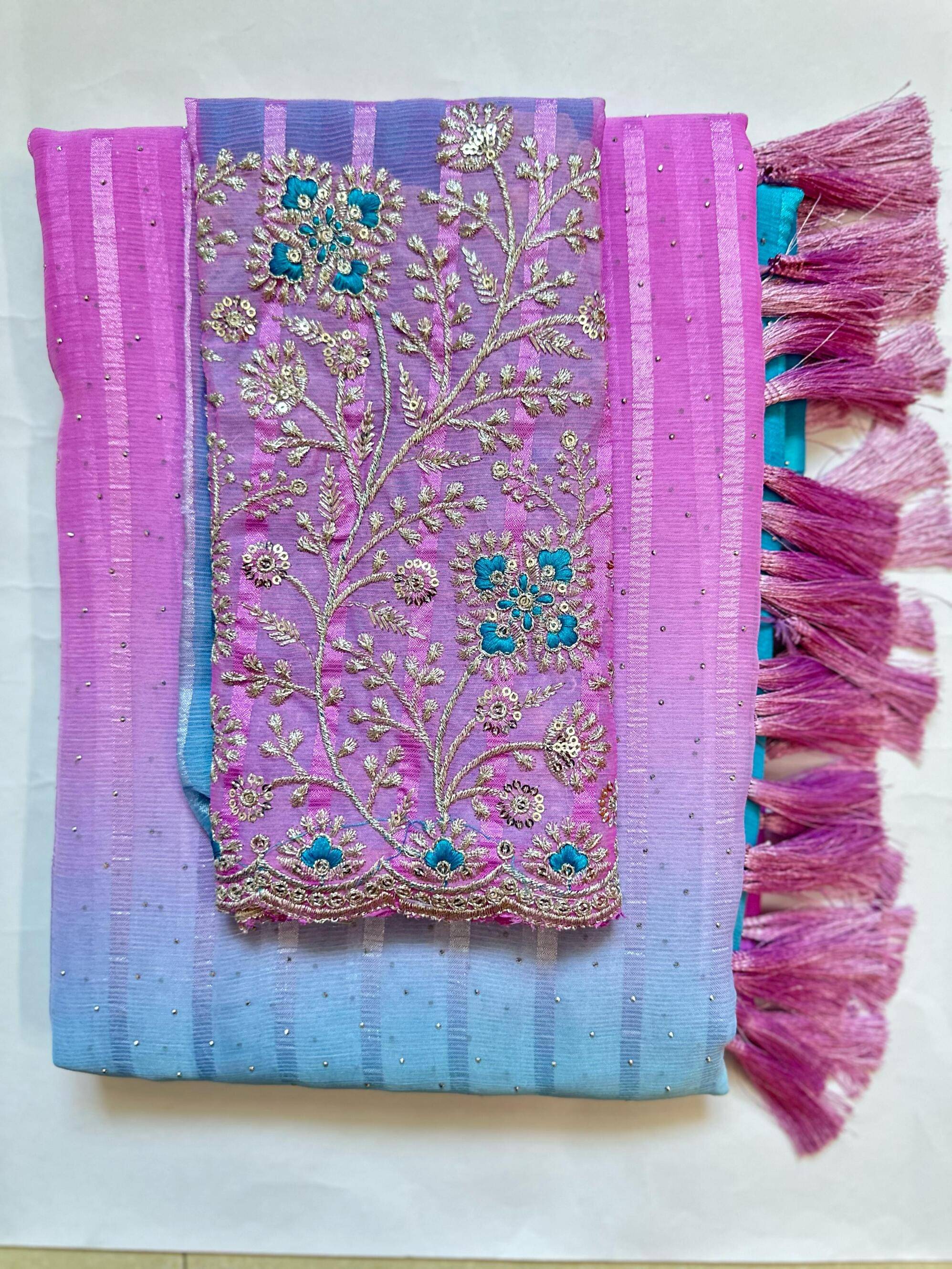     			AB Silk Georgette Embroidered Regular Saree With Unstitched Blouse Piece ( Teal )