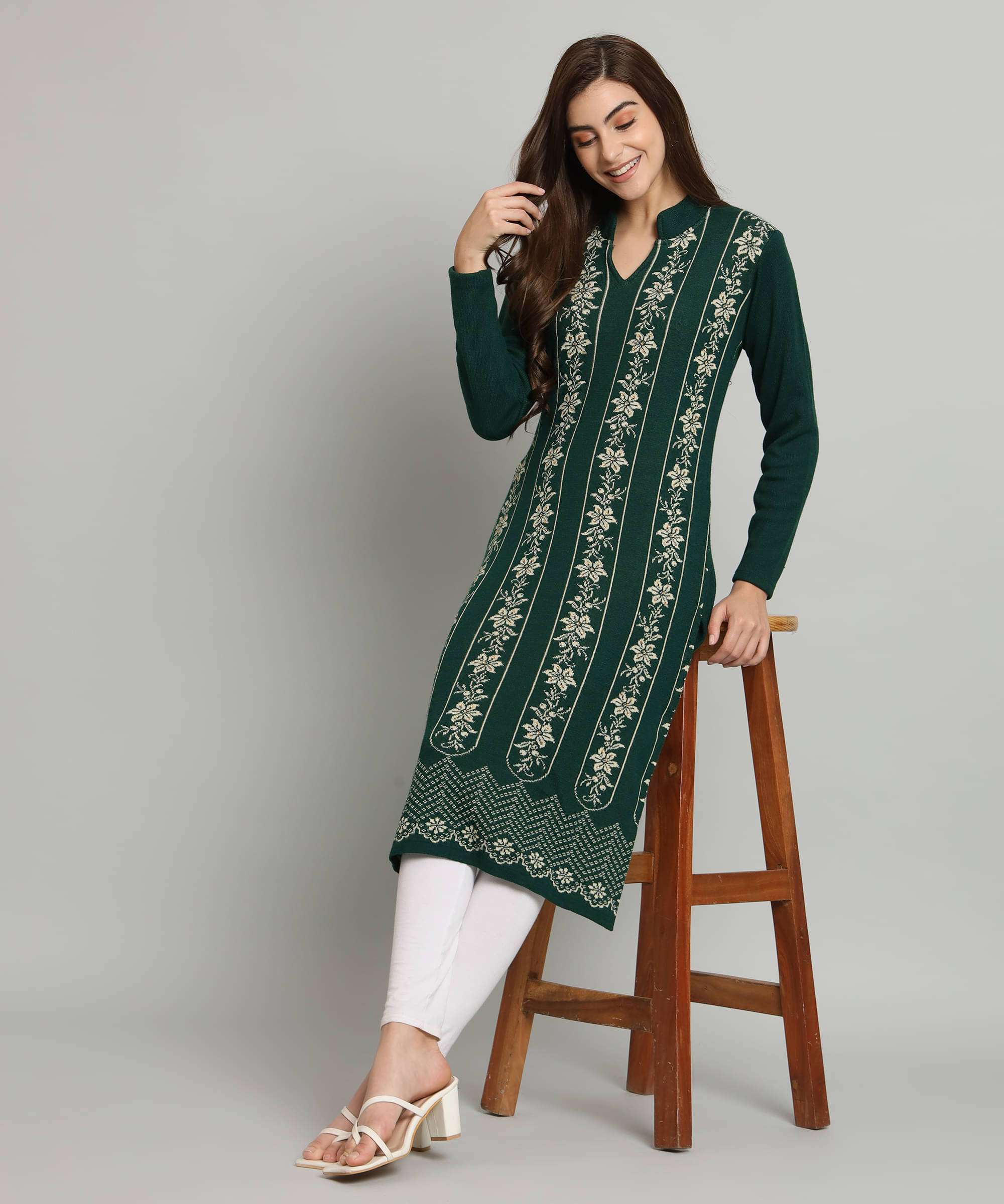 Canblar Women's Woollen Embroidered Straight Kurti - ( Green ) Canblar Women's Woollen Embroidered Straight Kurti - ( Green )