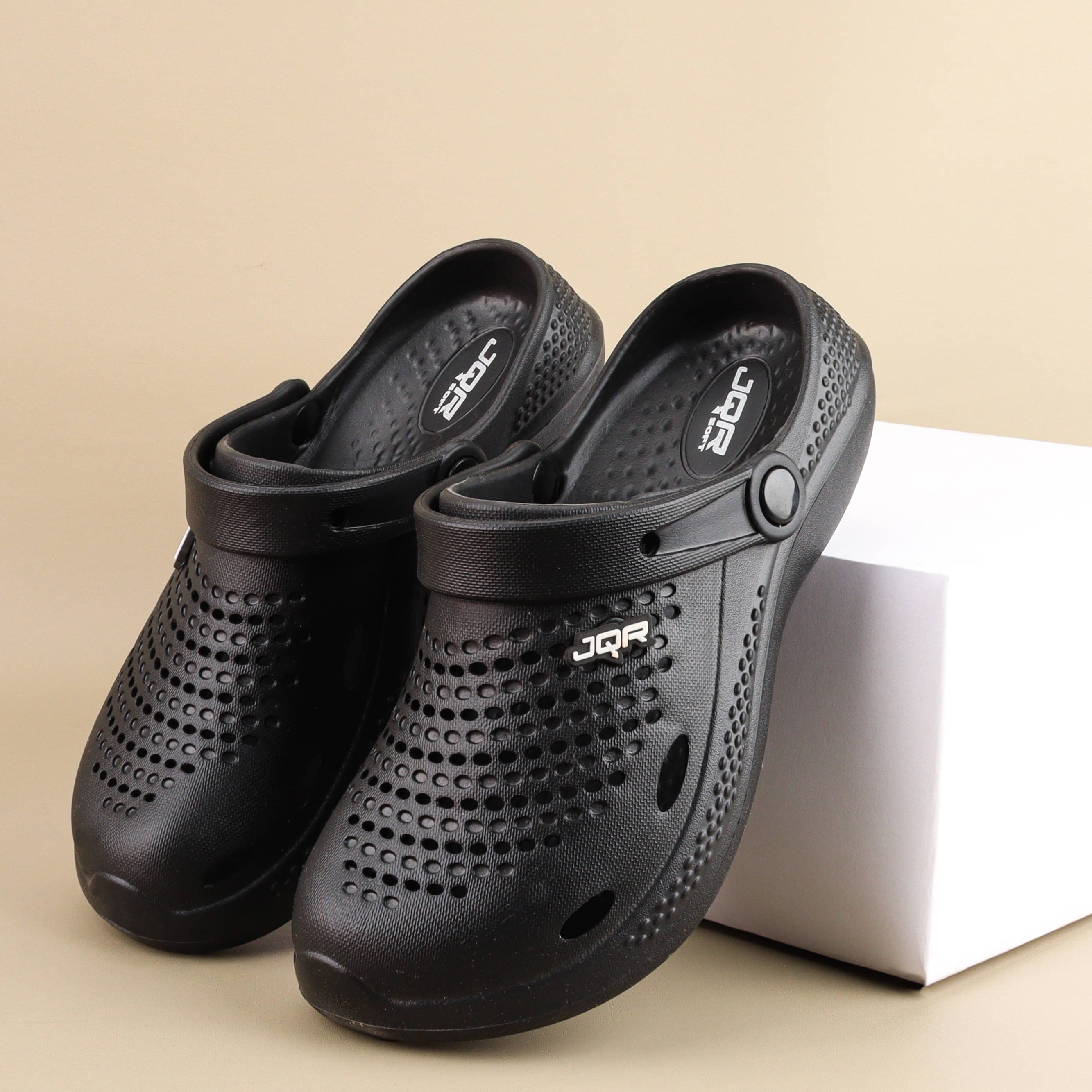     			JQR - Black Men's Clogs