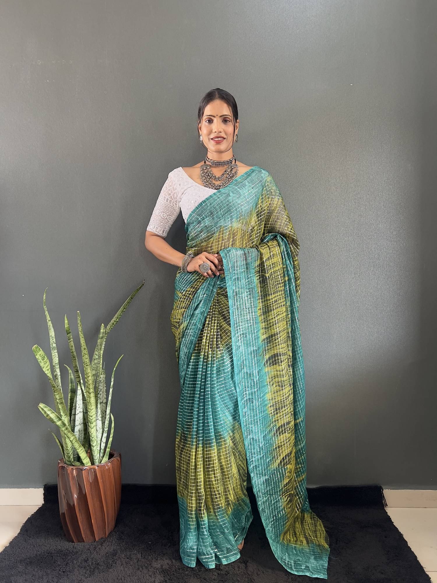 JULEE Chiffon Striped Saree With Unstitched Blouse Piece ( SkyBlue ) JULEE Chiffon Striped Saree With Unstitched Blouse Piece ( SkyBlue )