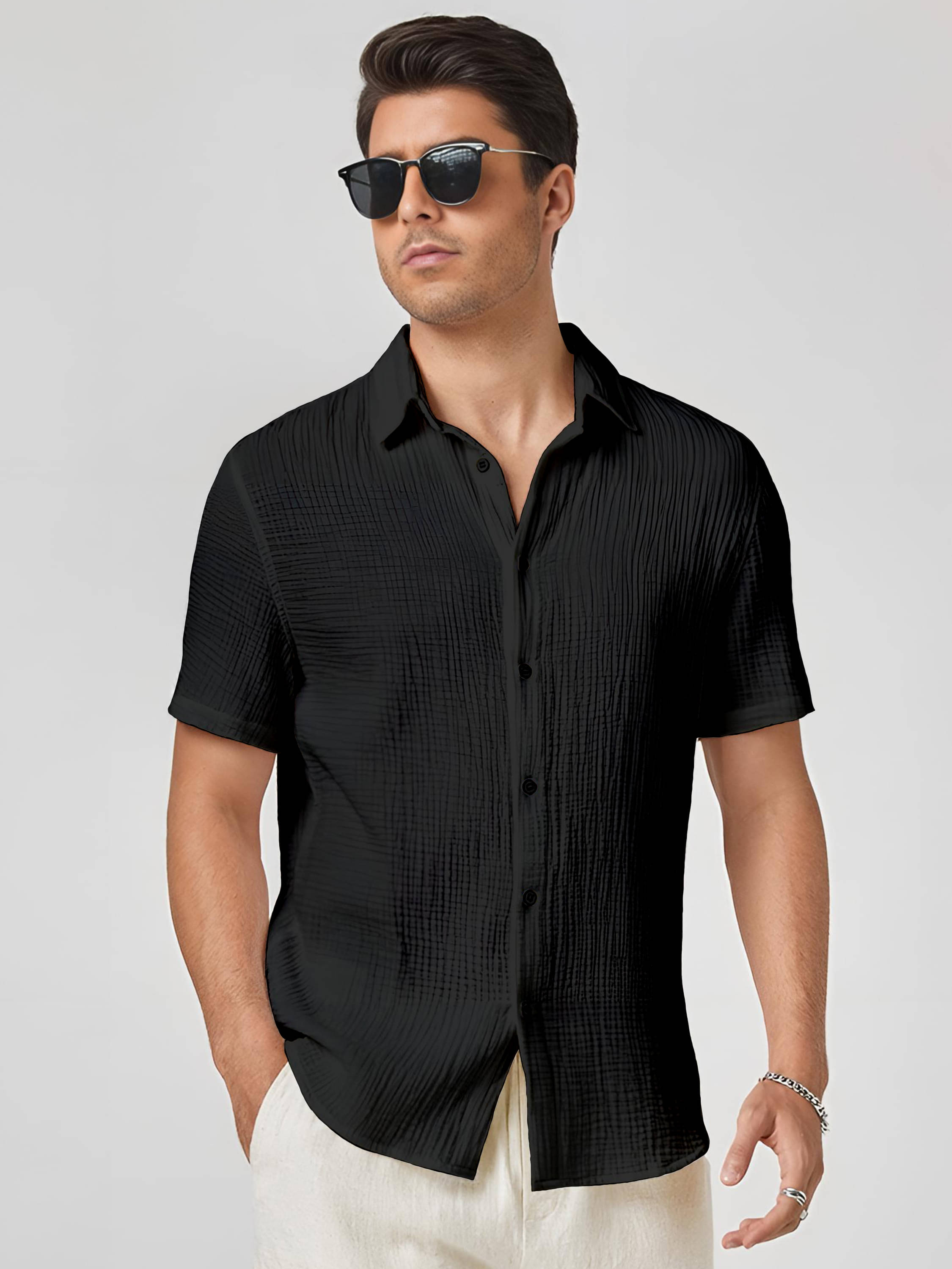     			KAKIDO Polyester Regular Fit Half Sleeves Men's Formal Shirt - Black ( Pack of 1 )