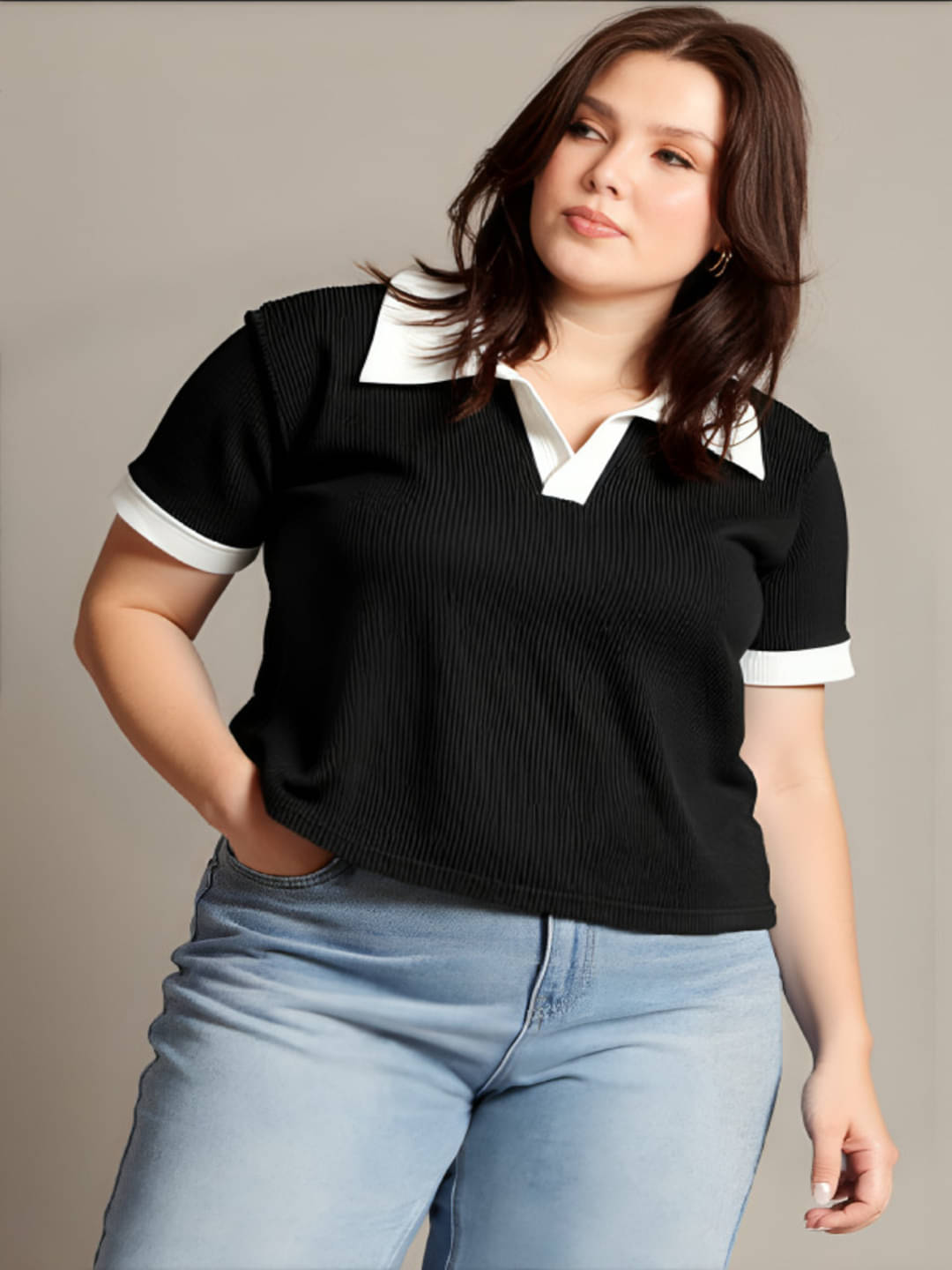     			PLUS PARADISE Women Cotton Solid Slim Polo Collar T-Shirt ( Black )