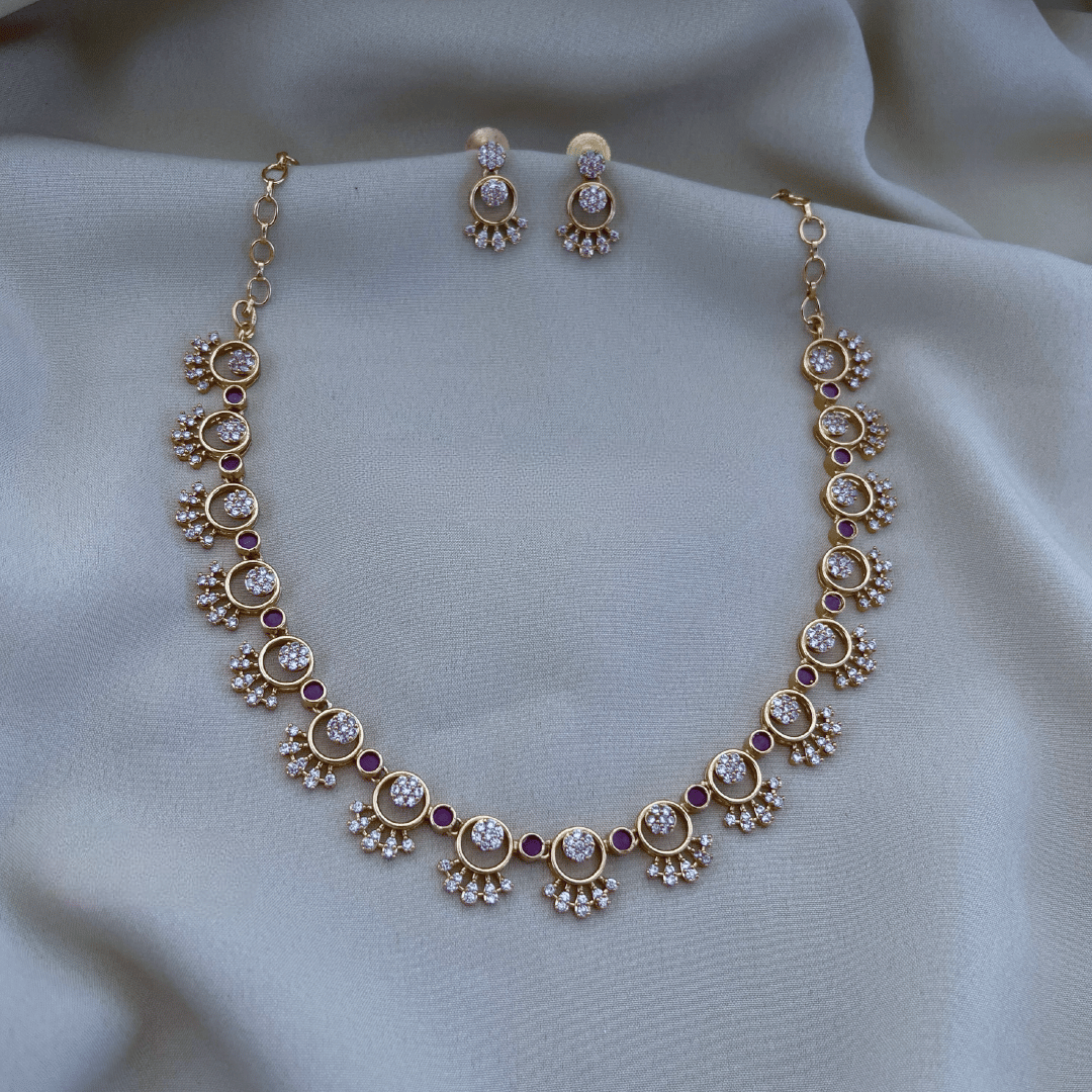 ROFARWORD Gold Brass Necklace Set ( Pack of 1 )
