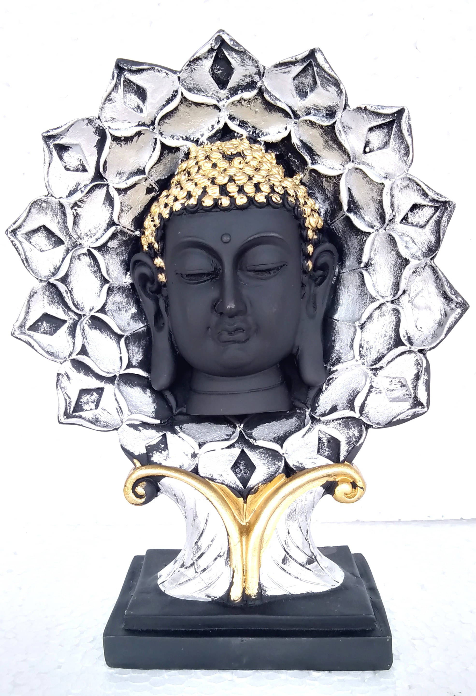     			GOLDILUXE Handicraft Showpiece 15 cm - Pack of 1