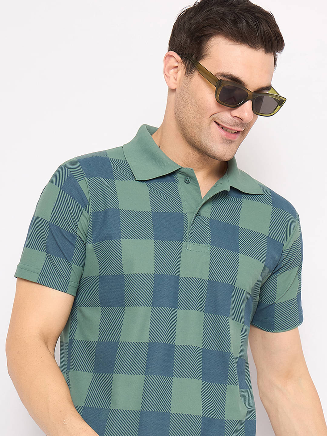     			KASMA Men Cotton Blend Regular Fit Checks Polo T Shirt ( Sea Green )