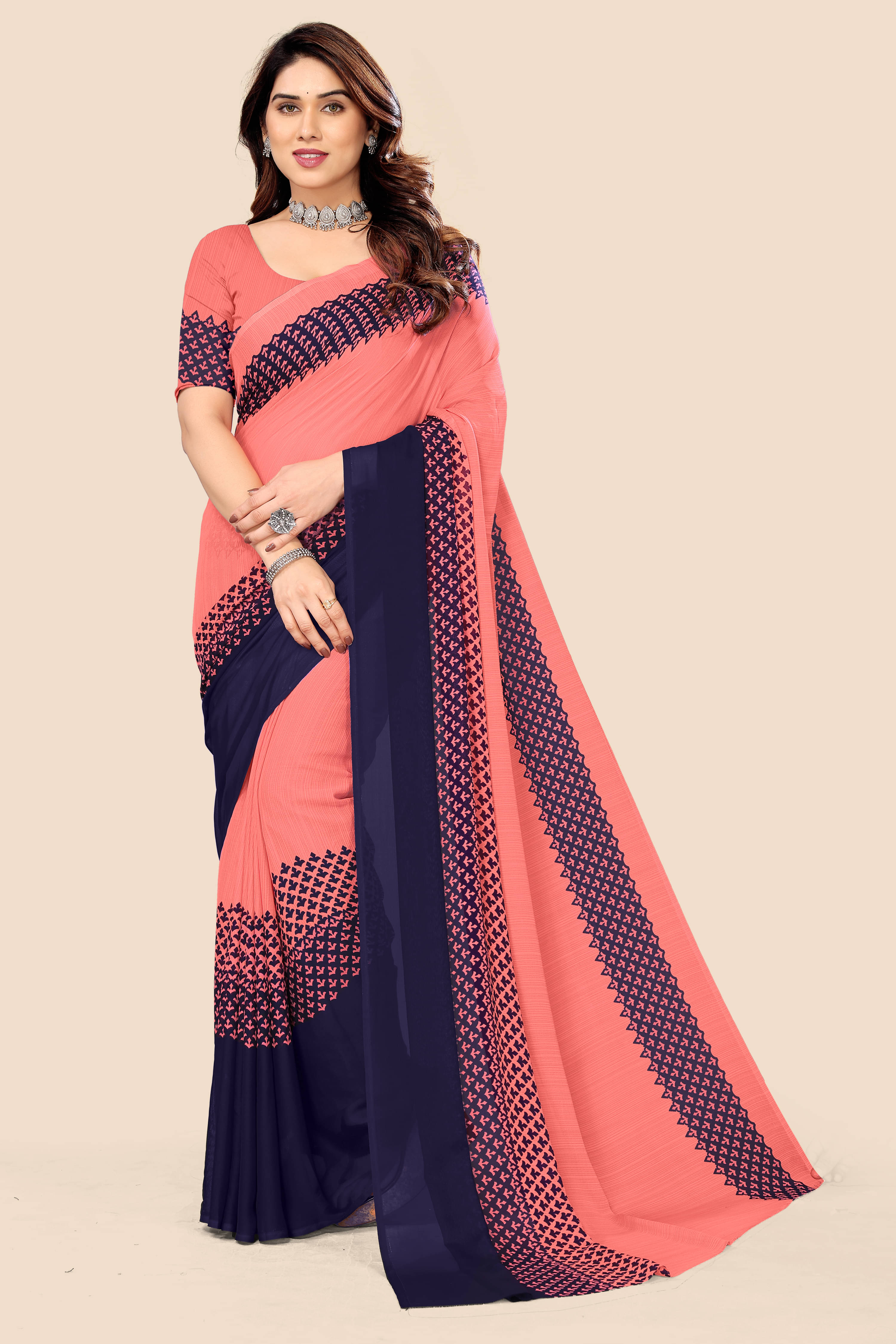    			Maayro Georgette Printed Saree With Unstitched Blouse Piece ( Peach )