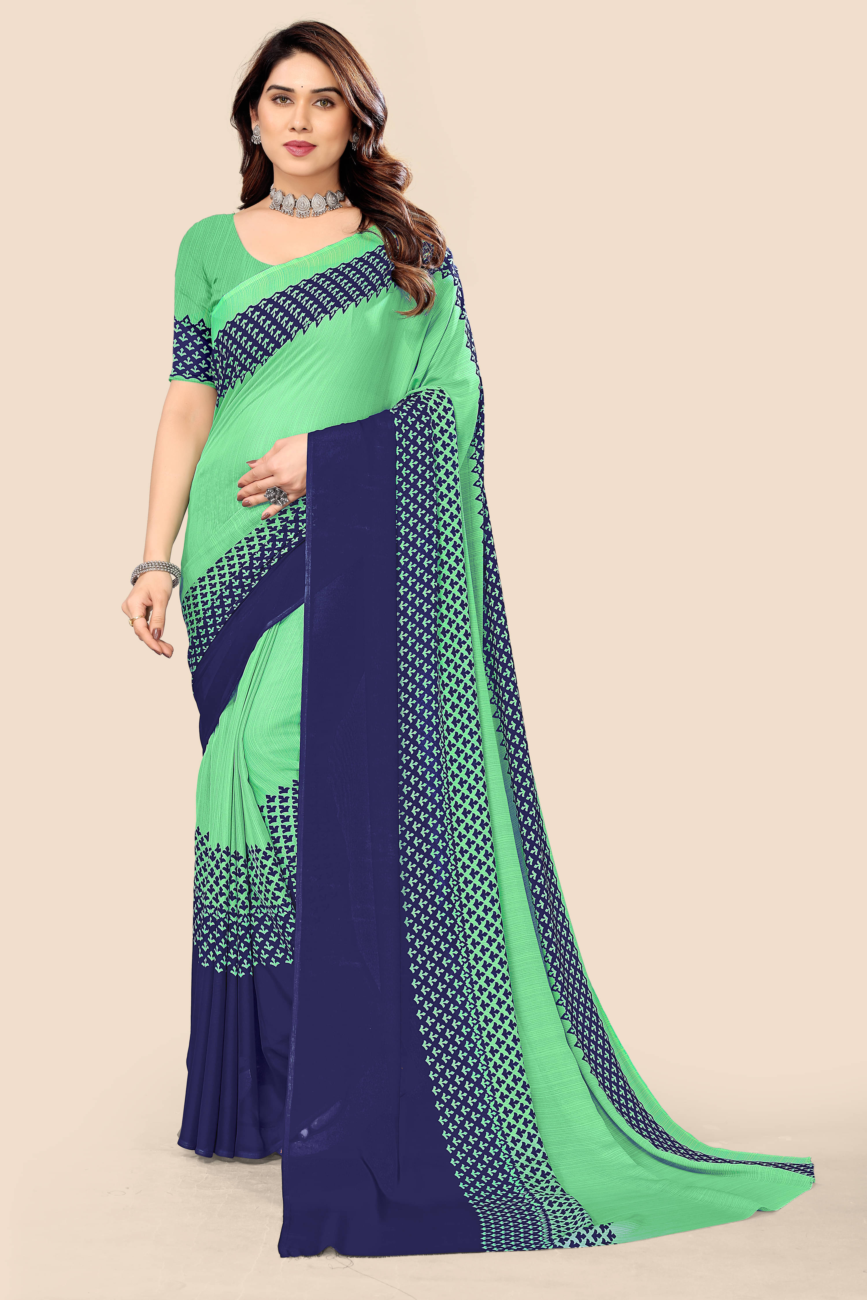     			Maayro Georgette Printed Saree With Unstitched Blouse Piece ( Green )