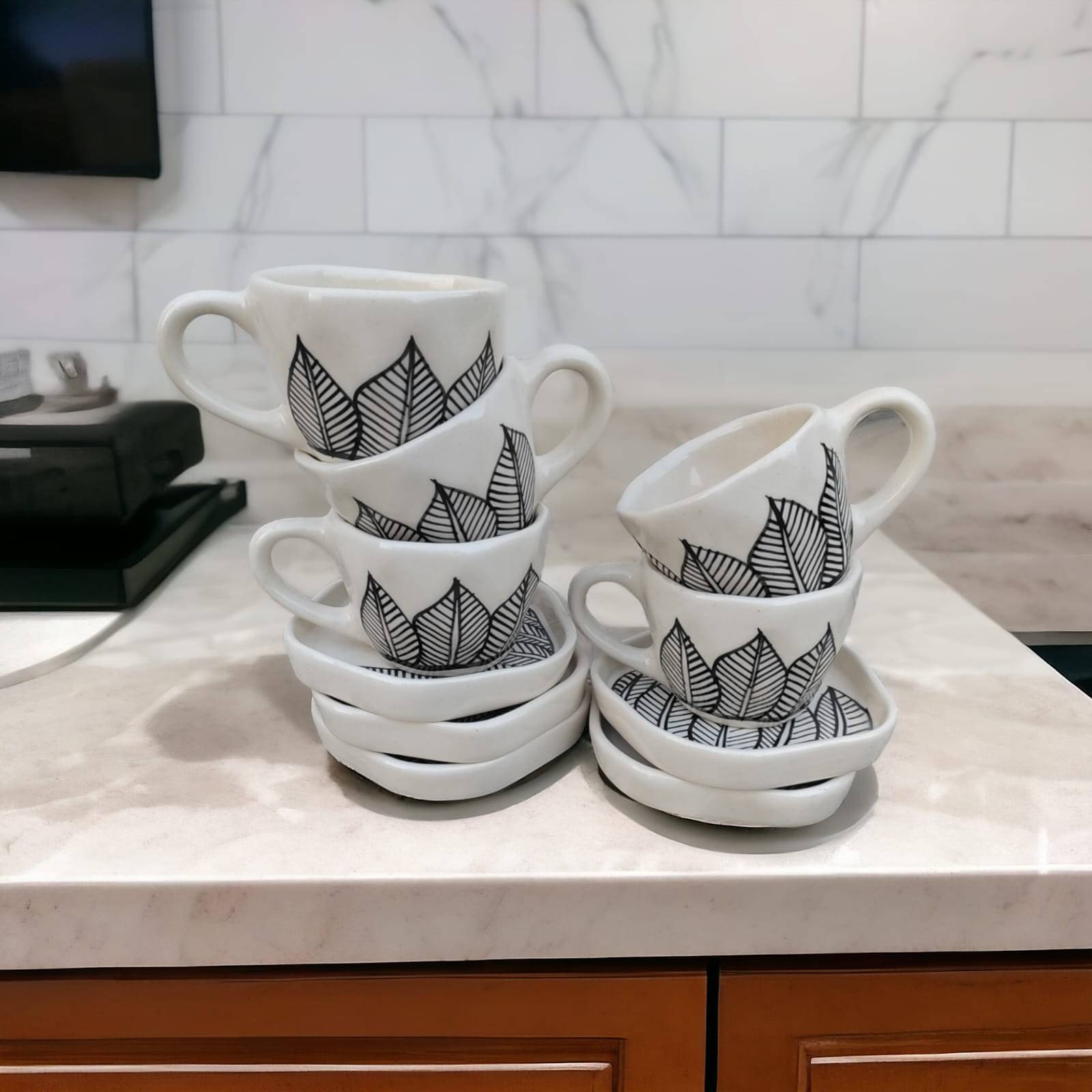     			Malaikah Blk Leaf Cup&Saucer Pk 5 Printed Ceramic Coffee Cup 200 ml ( Pack of 5 )