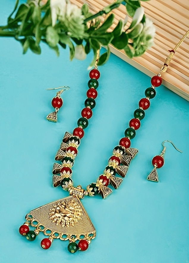     			Opus Gems Multicolor Alloy Necklace Set ( Pack of 1 )