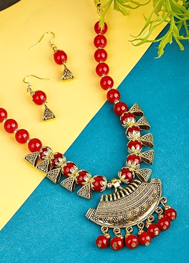     			Opus Gems Red Alloy Necklace Set ( Pack of 1 )
