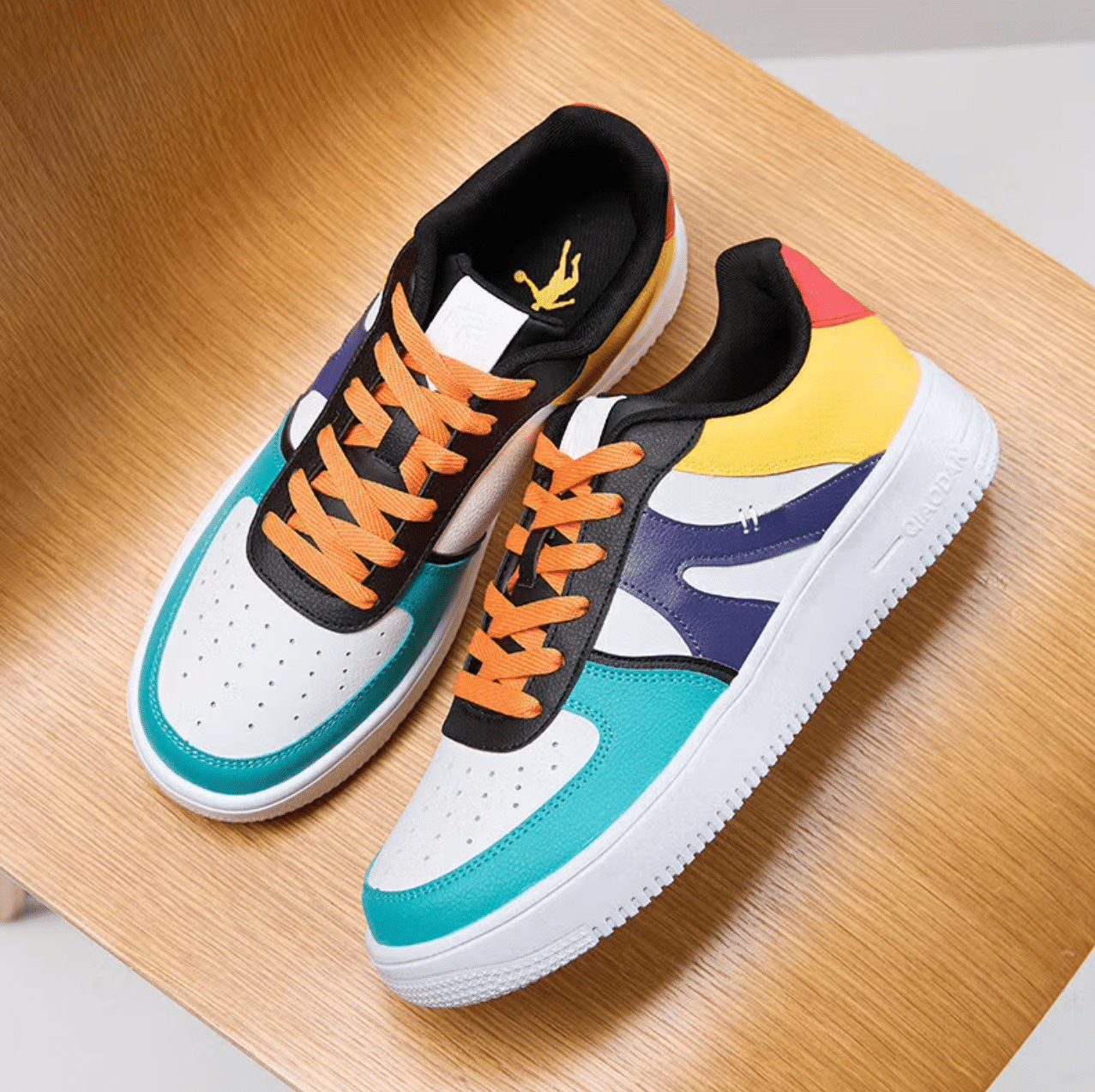     			ROBBIE JONES Colourblocked Sneakers Multicolor Men's Sneakers