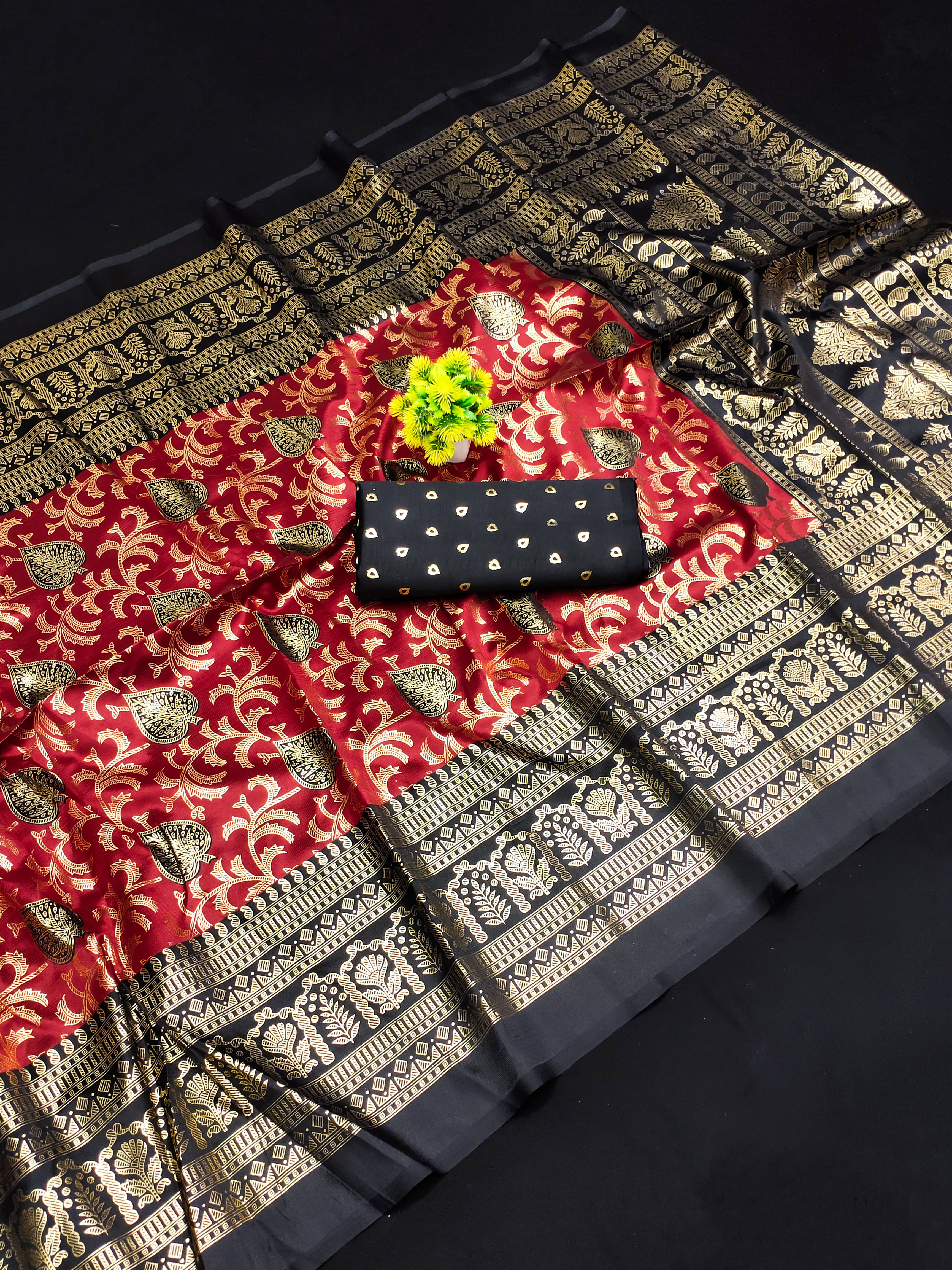 Maayro Mysore Silk Printed Saree With Unstitched Blouse Piece ( Red ) Maayro Mysore Silk Printed Saree With Unstitched Blouse Piece ( Red )
