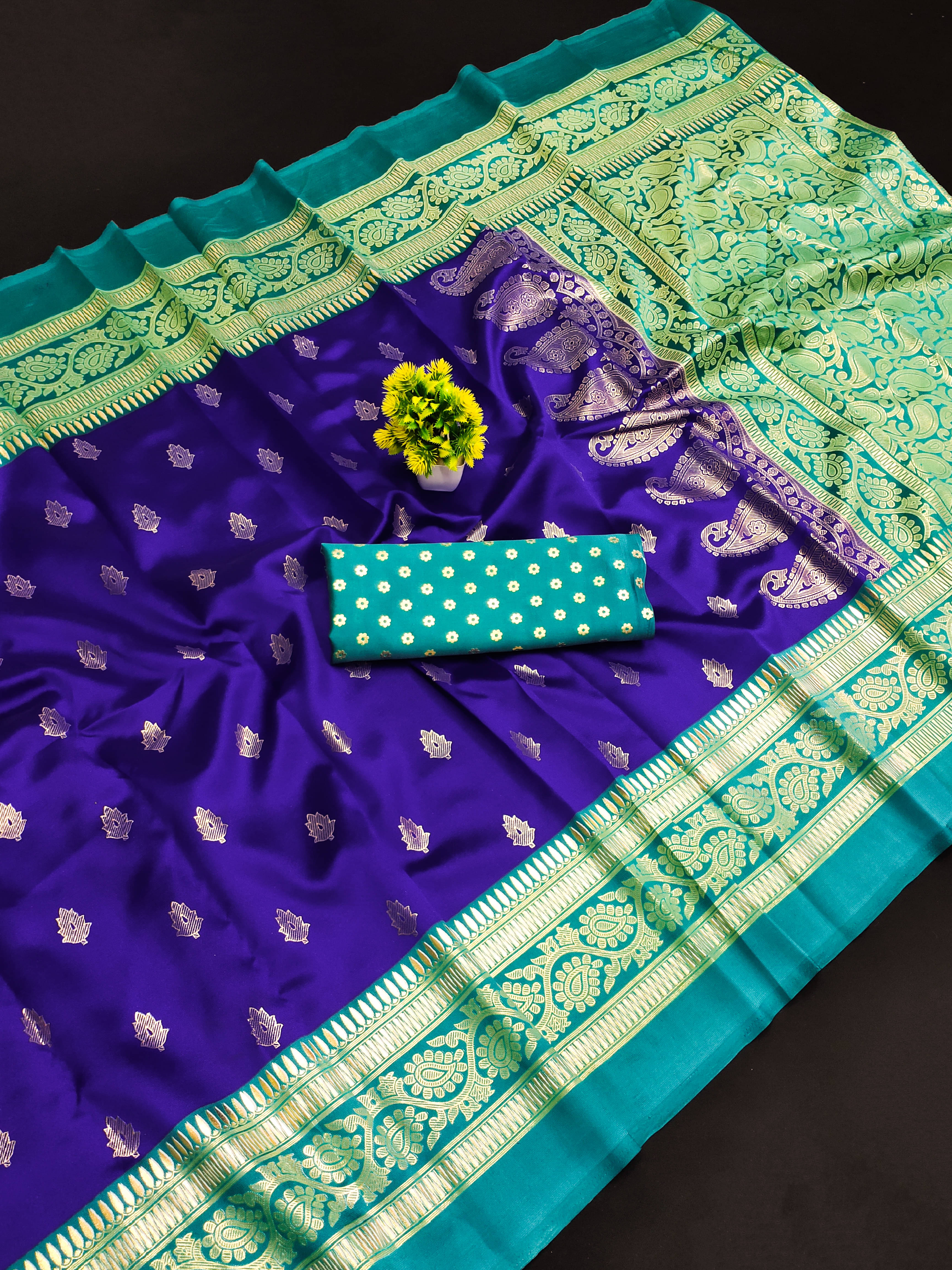     			Maayro Mysore Silk Self Design Saree With Unstitched Blouse Piece ( Blue )