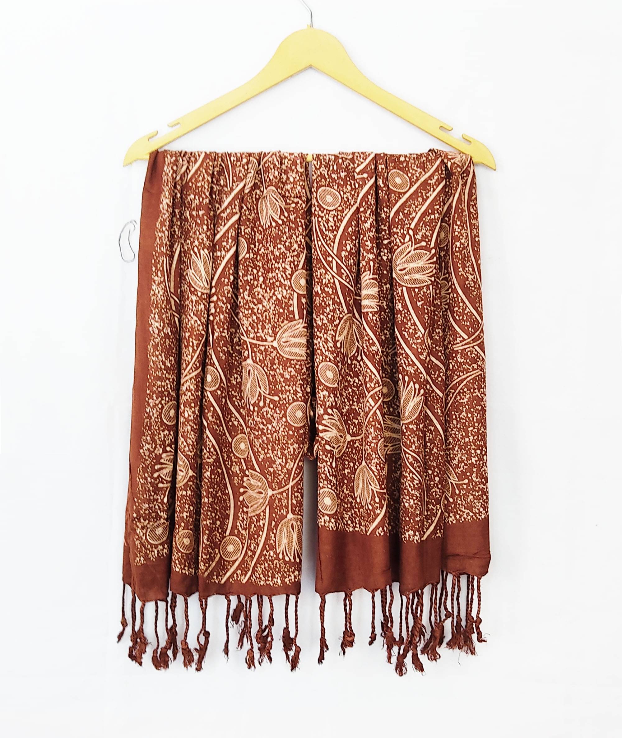 Pink Lime Stole Beige Rayon Women's Scarf ( Pack of 1 ) Pink Lime Stole Beige Rayon Women's Scarf ( Pack of 1 )