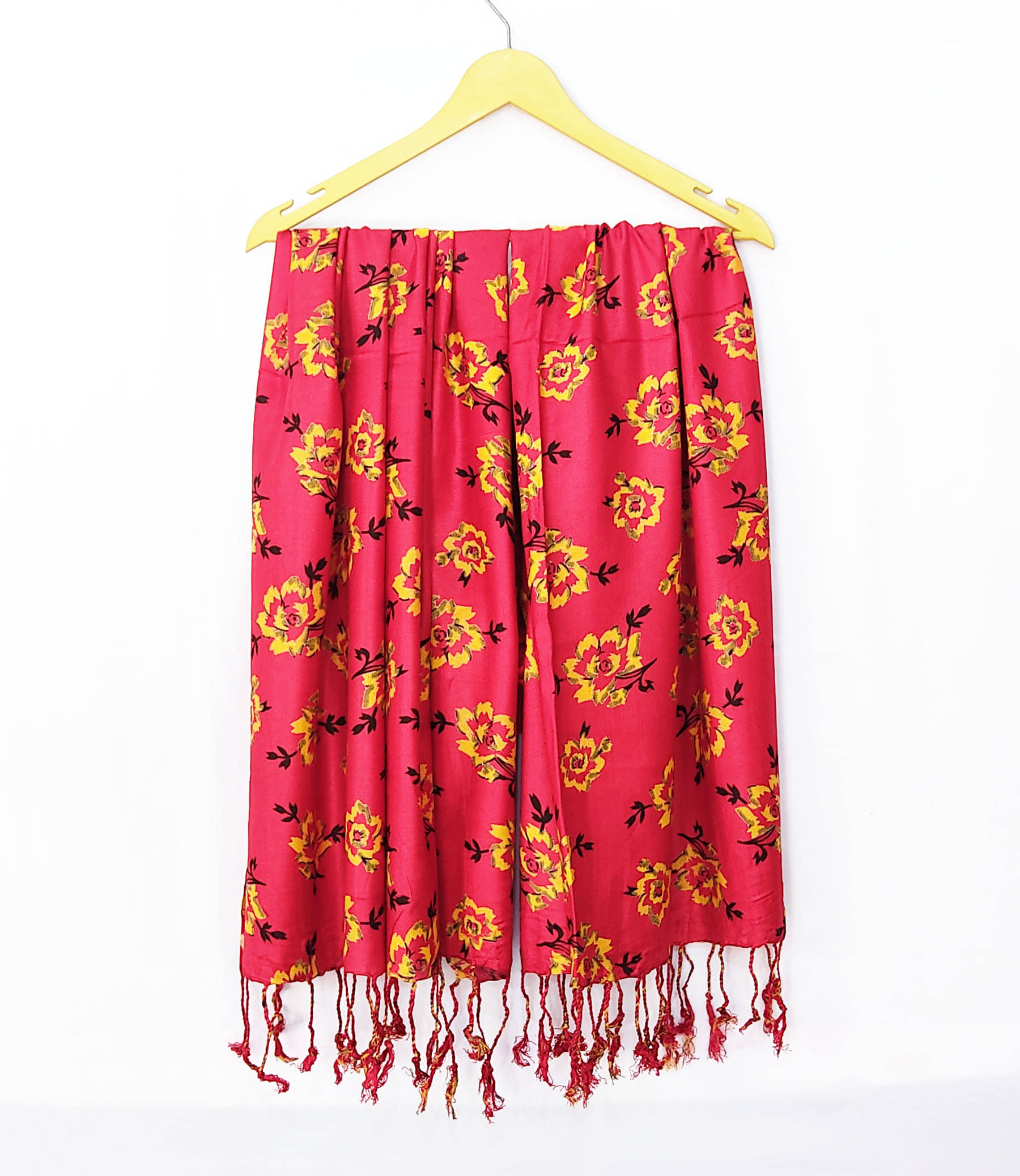 Pink Lime Stole Maroon Rayon Women's Scarf ( Pack of 1 ) Pink Lime Stole Maroon Rayon Women's Scarf ( Pack of 1 )