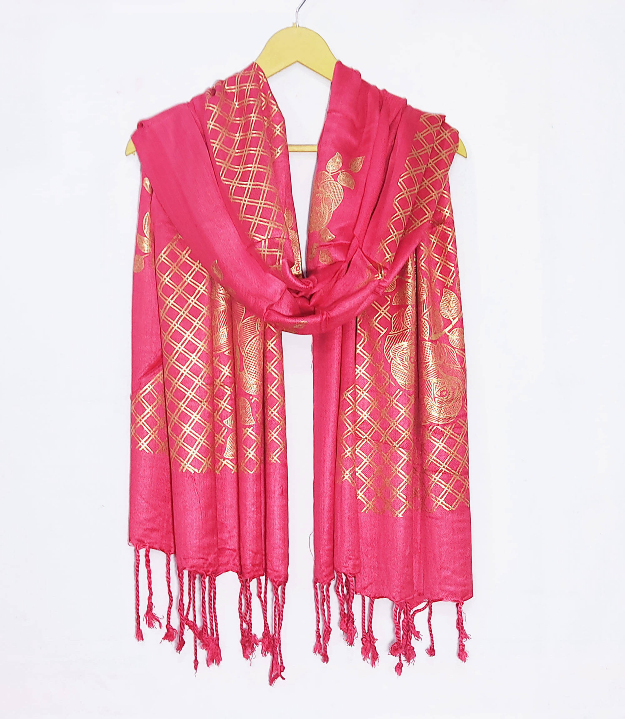 Pink Lime Stole Red Satin Women's Scarf ( Pack of 1 ) Pink Lime Stole Red Satin Women's Scarf ( Pack of 1 )