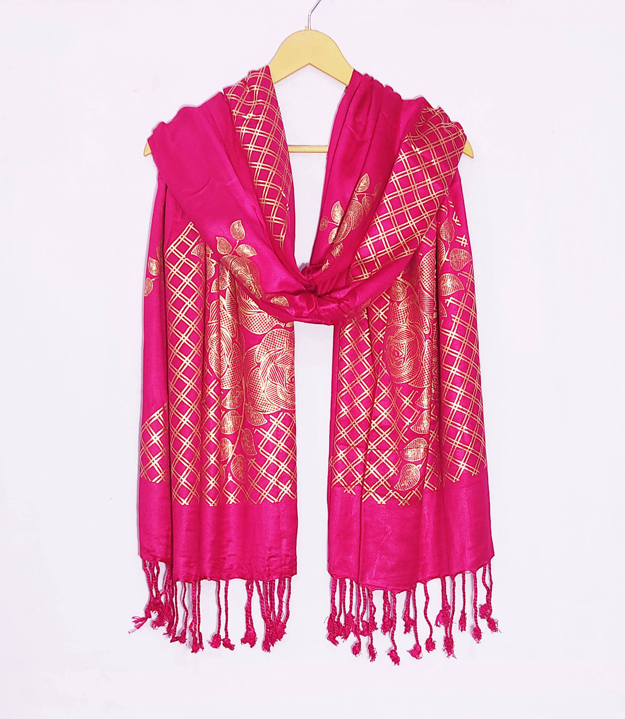 Pink Lime Stole Red Satin Women's Scarf ( Pack of 1 ) Pink Lime Stole Red Satin Women's Scarf ( Pack of 1 )