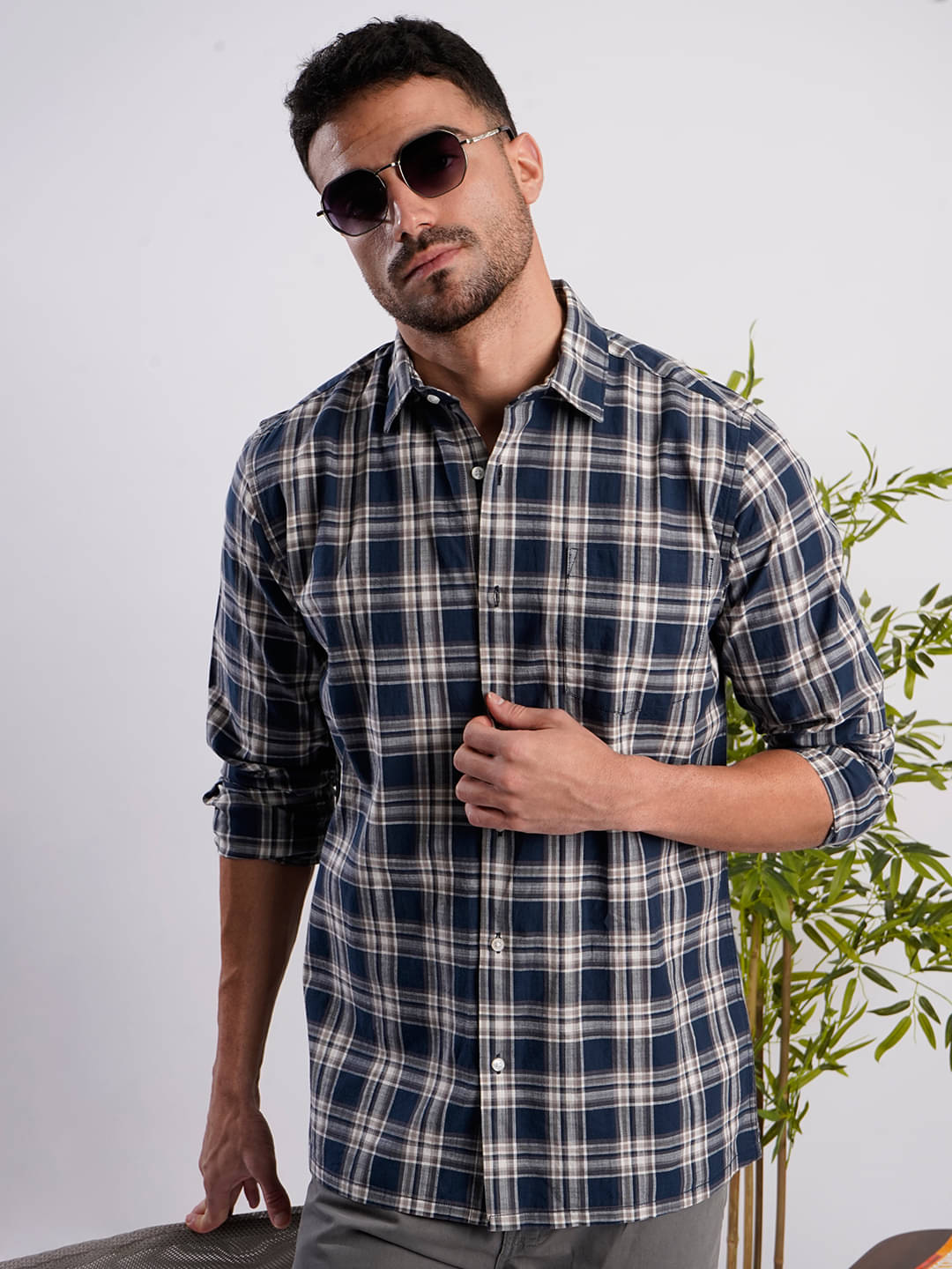 IVOC 100% Cotton Regular Fit Checks Full Sleeves Men's Casual Shirt - Blue ( Pack of 1 ) IVOC 100% Cotton Regular Fit Checks Full Sleeves Men's Casual Shirt - Blue ( Pack of 1 )