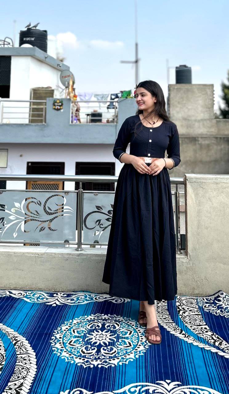     			Arkia Women's Georgette Solid Anarkali Kurti - ( Black )