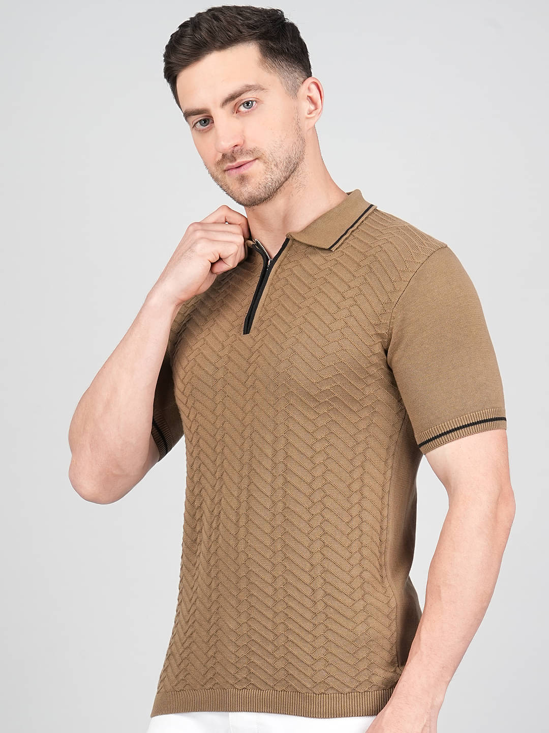     			FEVERFEW Men Cotton Regular Fit Self Design Polo T Shirt ( Brown )