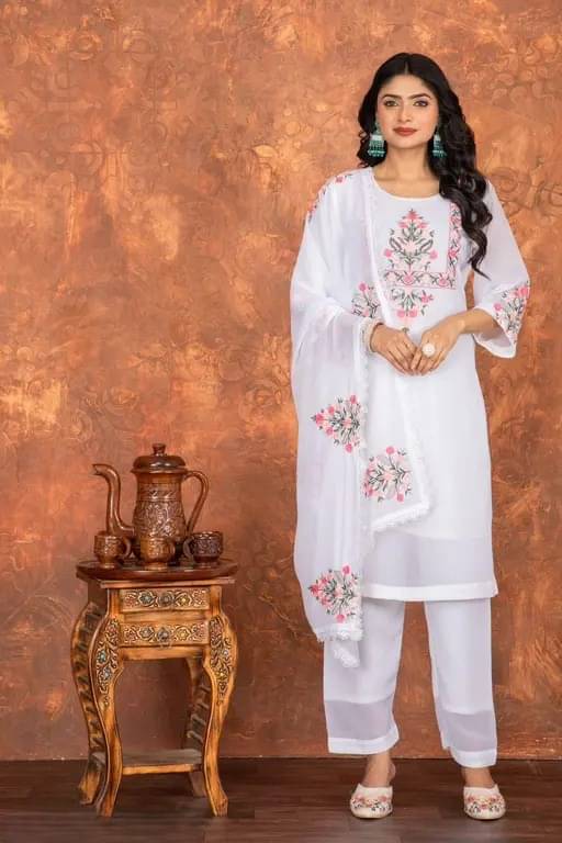     			RV FASHION Women Kurta and Pant Set Rayon Women Georgette Dupatta ( White , Pack of 1 )