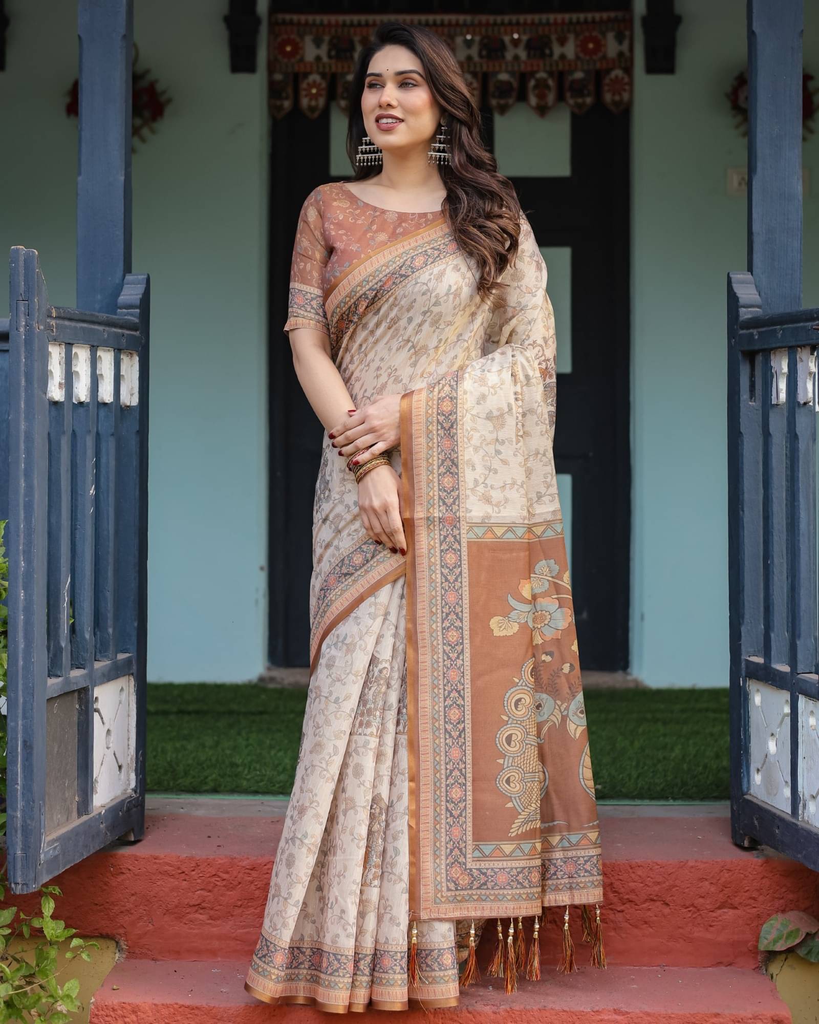     			Almaari Fashion Linen Printed Saree With Stitched Blouse ( Multicolor )