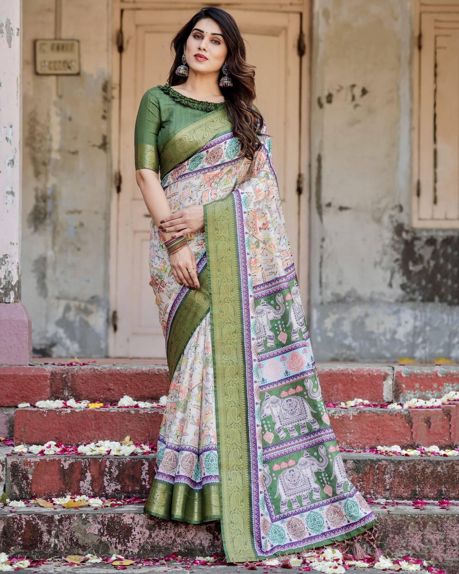     			Almaari Fashion Silk Blend Printed Saree With Stitched Blouse ( Multicolor )