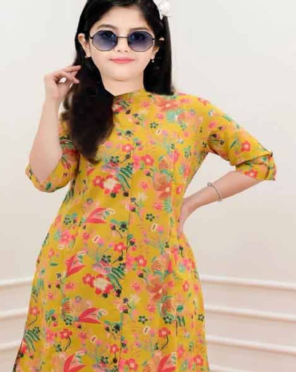     			Bholukart Girls Cotton Blend Kurti with Pants ( Pack of 1 , Mustard )