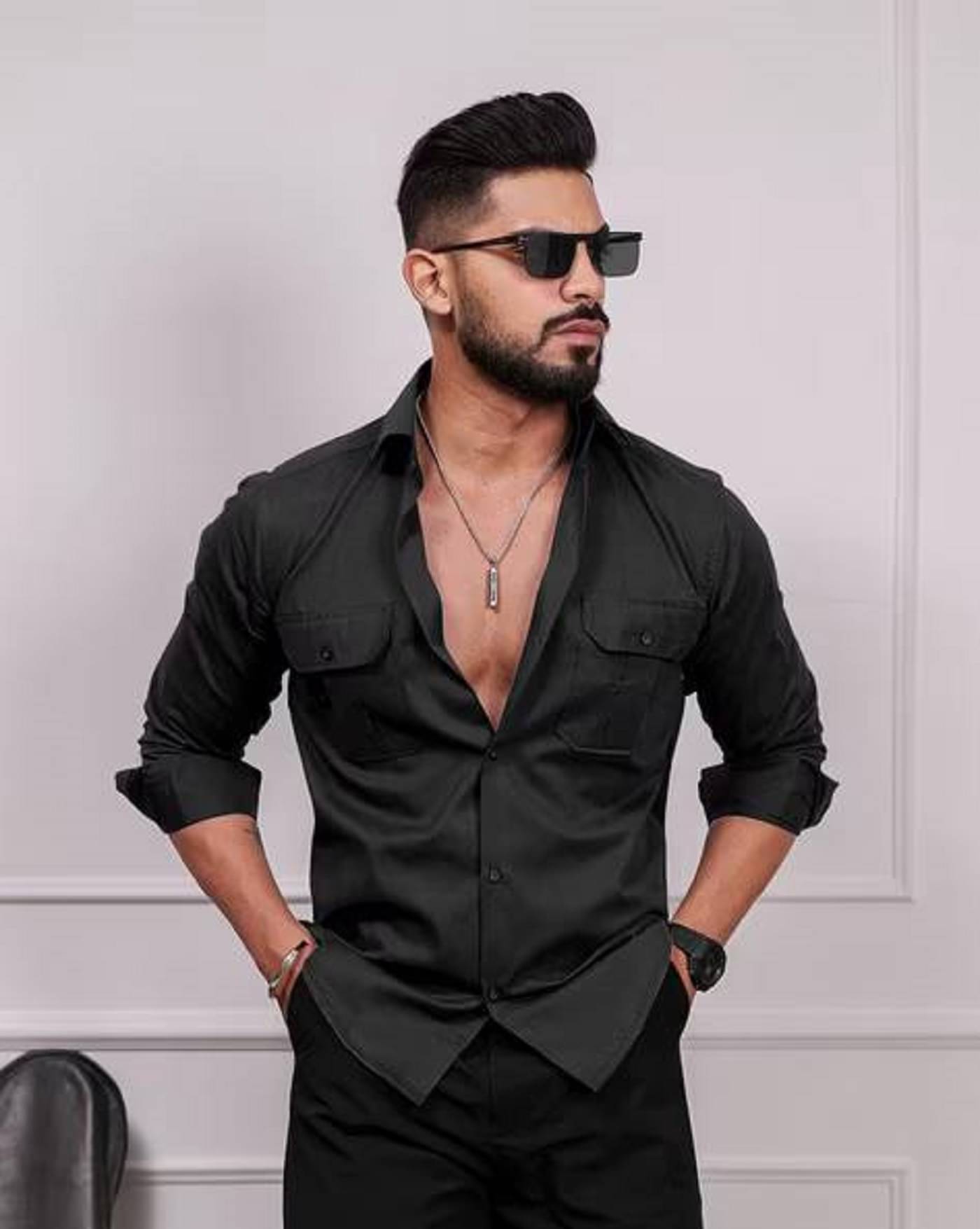 VENIZ WESTERN WEAR Cotton Blend Regular Fit Solids Full Sleeves Men's Casual Shirt - Black ( Pack of 1 ) VENIZ WESTERN WEAR Cotton Blend Regular Fit Solids Full Sleeves Men's Casual Shirt - Black ( Pack of 1 )
