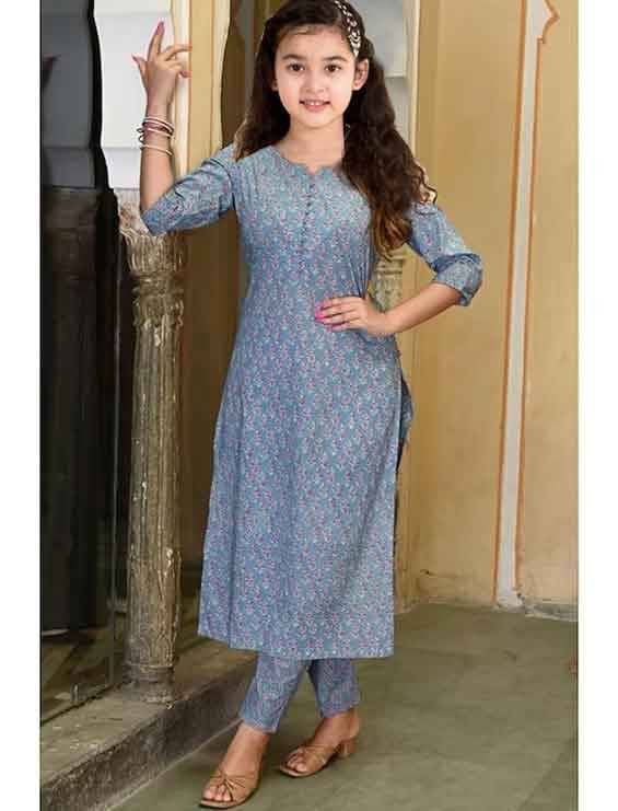     			Vetrokart Girls Cotton Blend Kurti with Pants ( Pack of 1 , Light Blue )