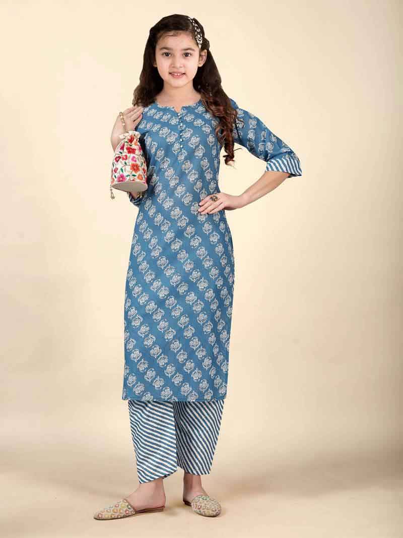     			Vetrokart Girls Cotton Blend Kurti with Pants ( Pack of 1 , Sea Blue )