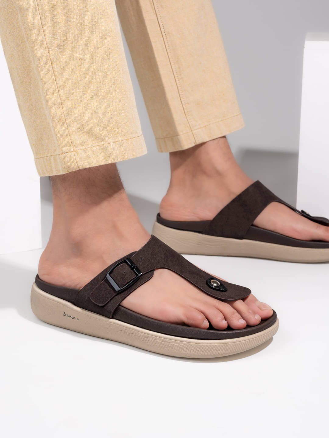     			Fentacia Brown Men's Leather Slipper