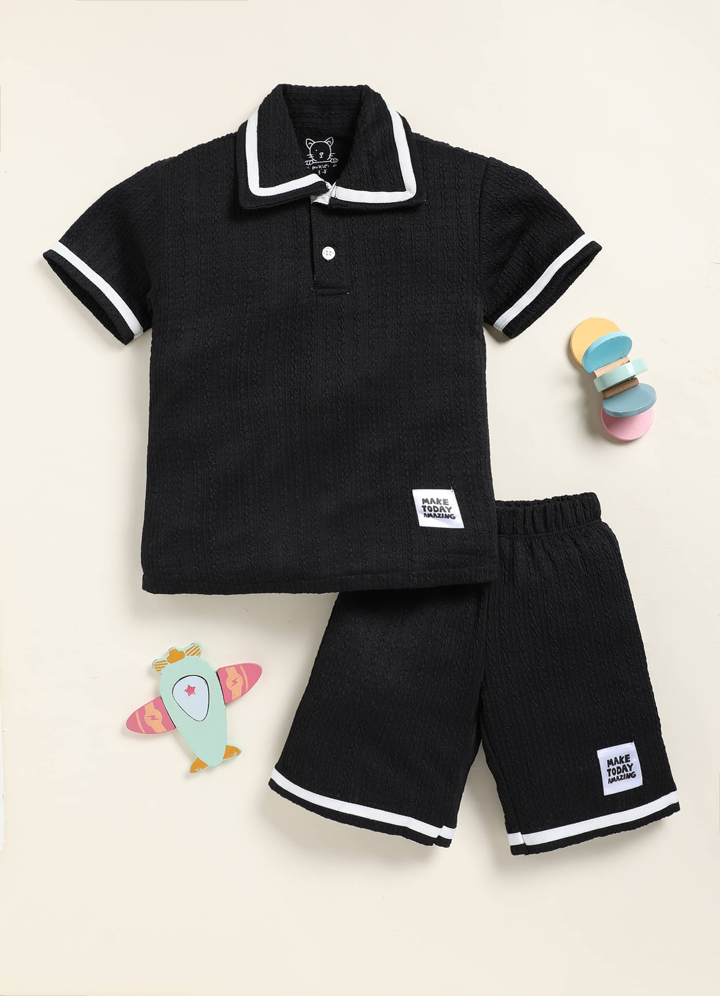 Lazy Shark Pack of 1 Boys Cotton Blend T-Shirt & Shorts Set ( Black ) Lazy Shark Pack of 1 Boys Cotton Blend T-Shirt & Shorts Set ( Black )