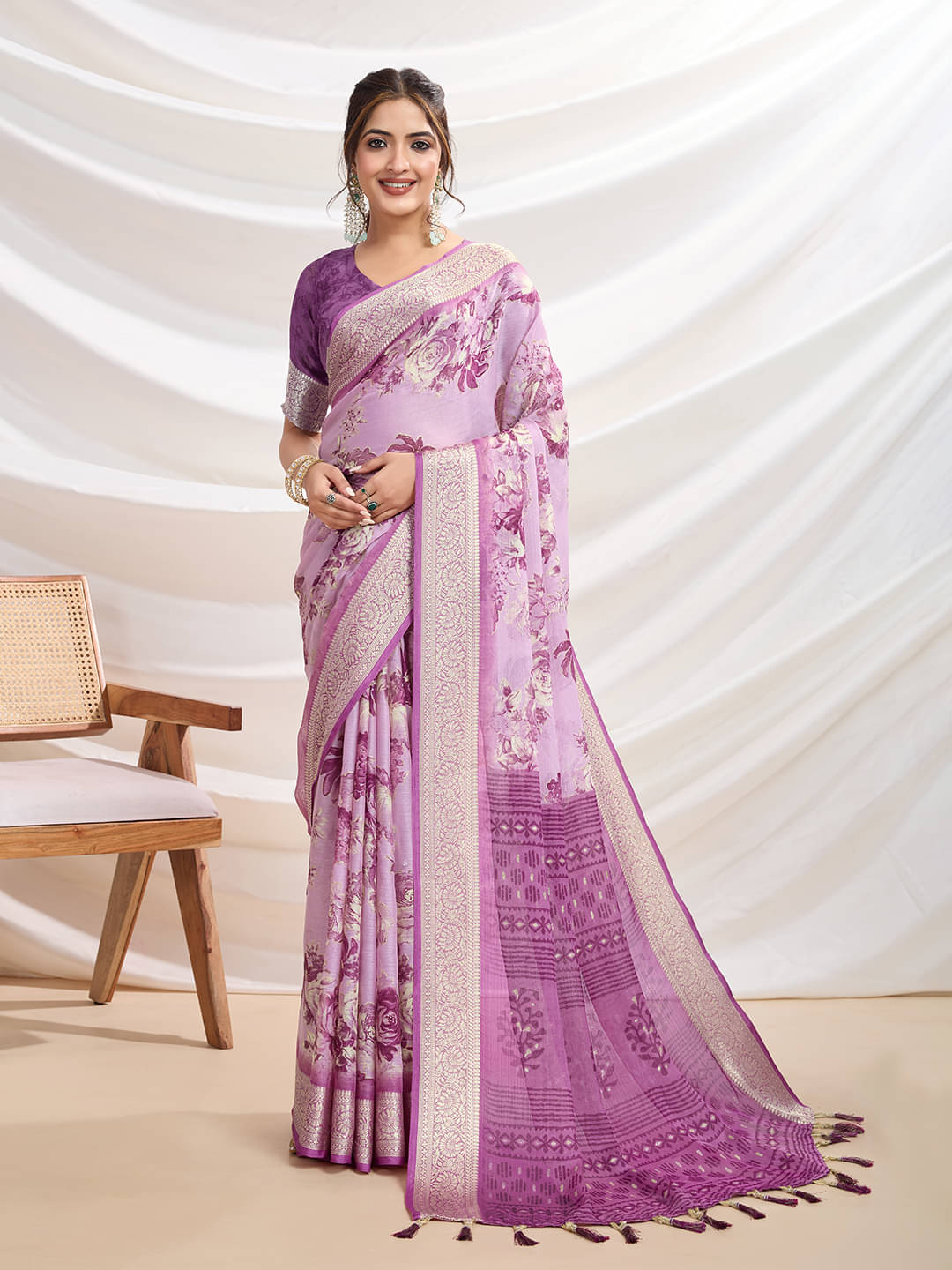 RekhaManiyar Chiffon Printed Saree With Unstitched Blouse Piece ( Pink ) RekhaManiyar Chiffon Printed Saree With Unstitched Blouse Piece ( Pink )