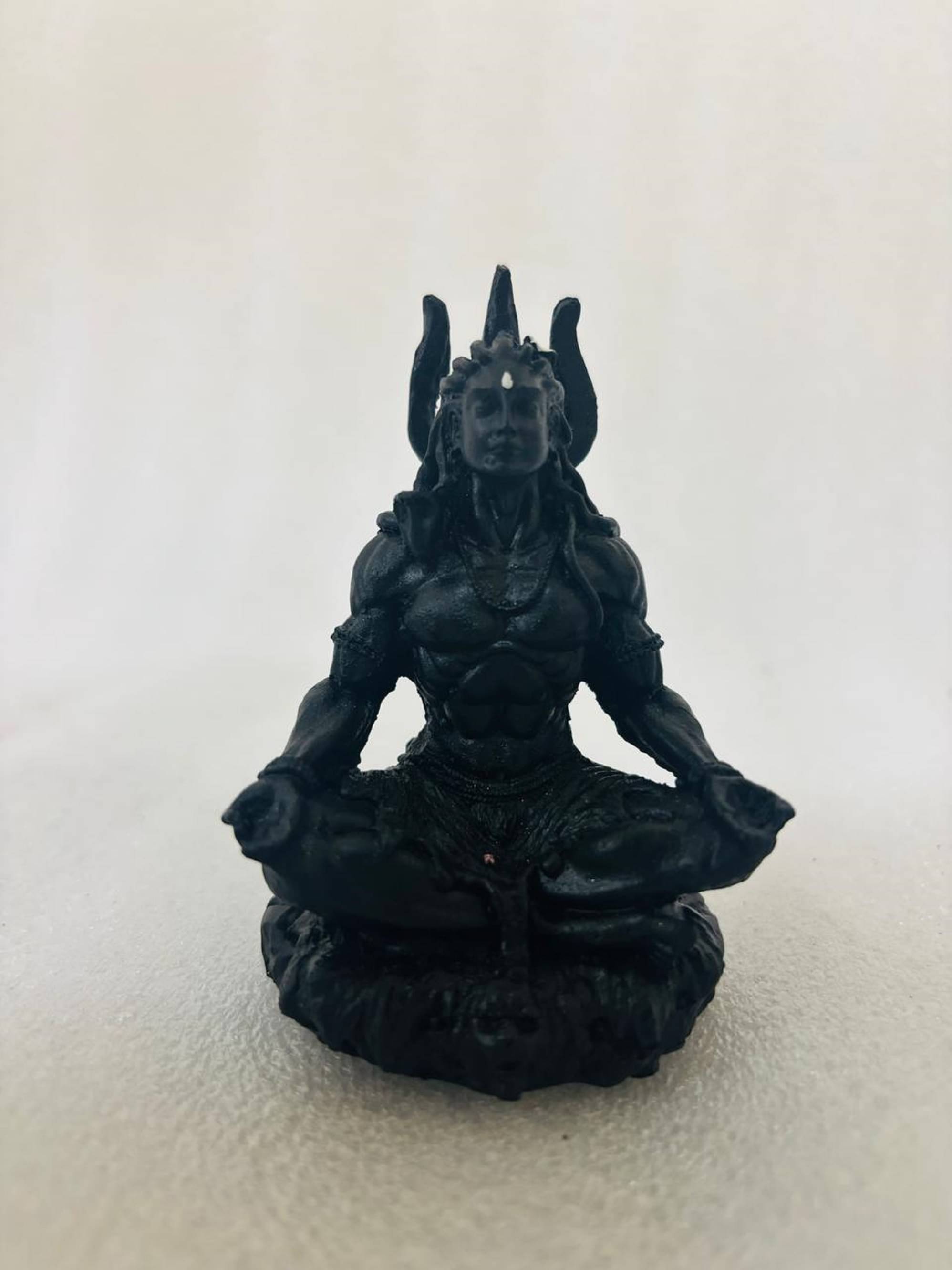     			Spreading Smiles God Figurines 9 cm - Pack of 1