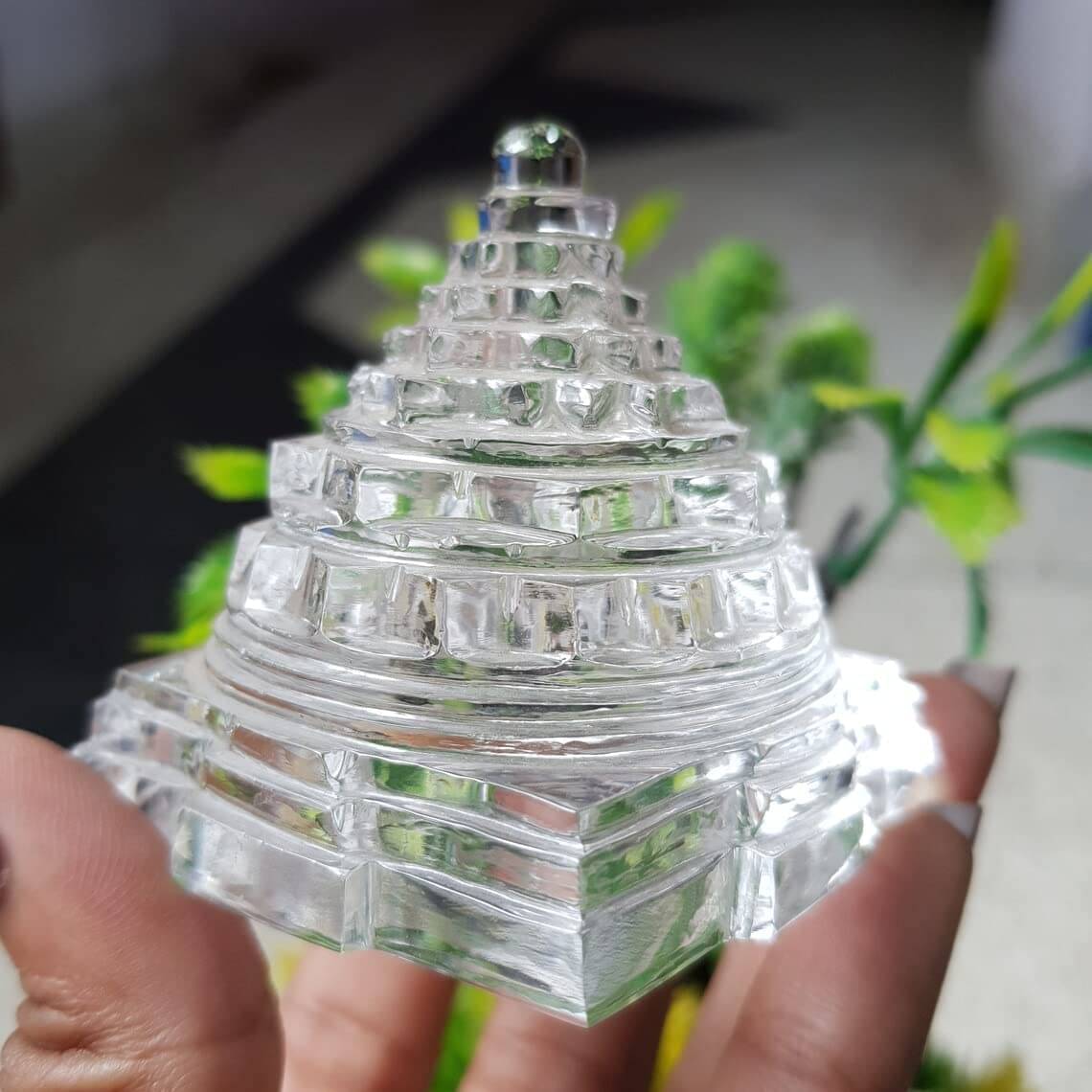     			Tigeto - Shri Mandir Crystal Color White Natural Crystal Yantra (Pack of 1)