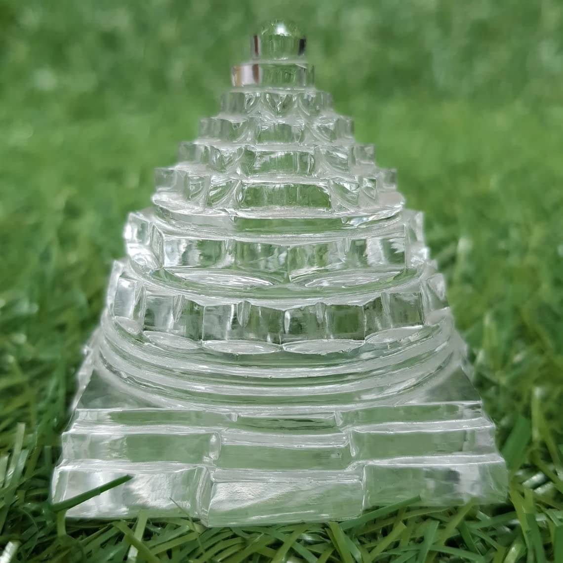     			Tigeto - Shri Mandir Crystal Color White Natural Crystal Yantra (Pack of 1)