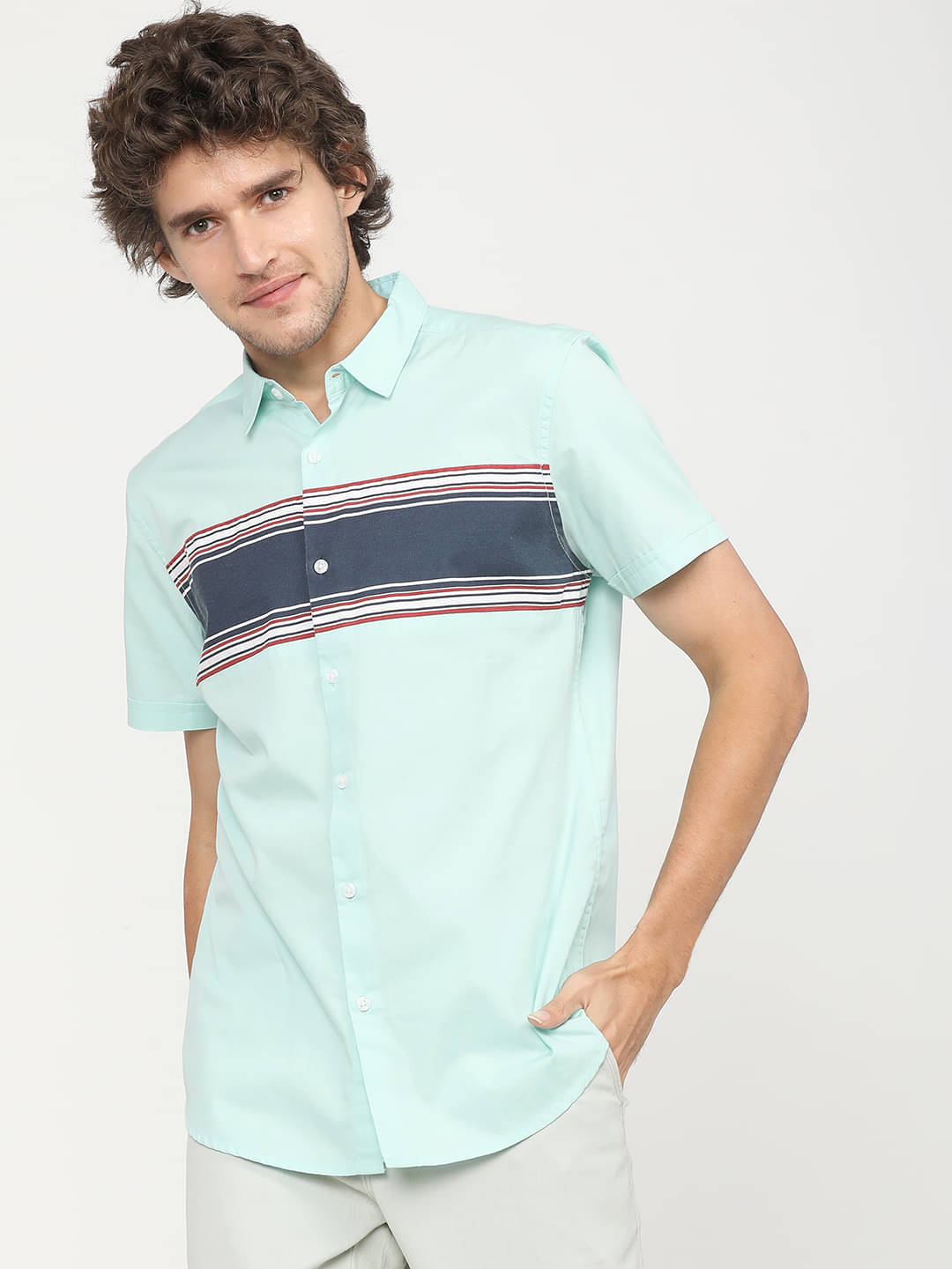 Highlander 100% Cotton Slim Fit Striped Half Sleeves Men's Casual Shirt - Multi ( Pack of 1 )     			Highlander 100% Cotton Slim Fit Striped Half Sleeves Men's Casual Shirt - Multi ( Pack of 1 )