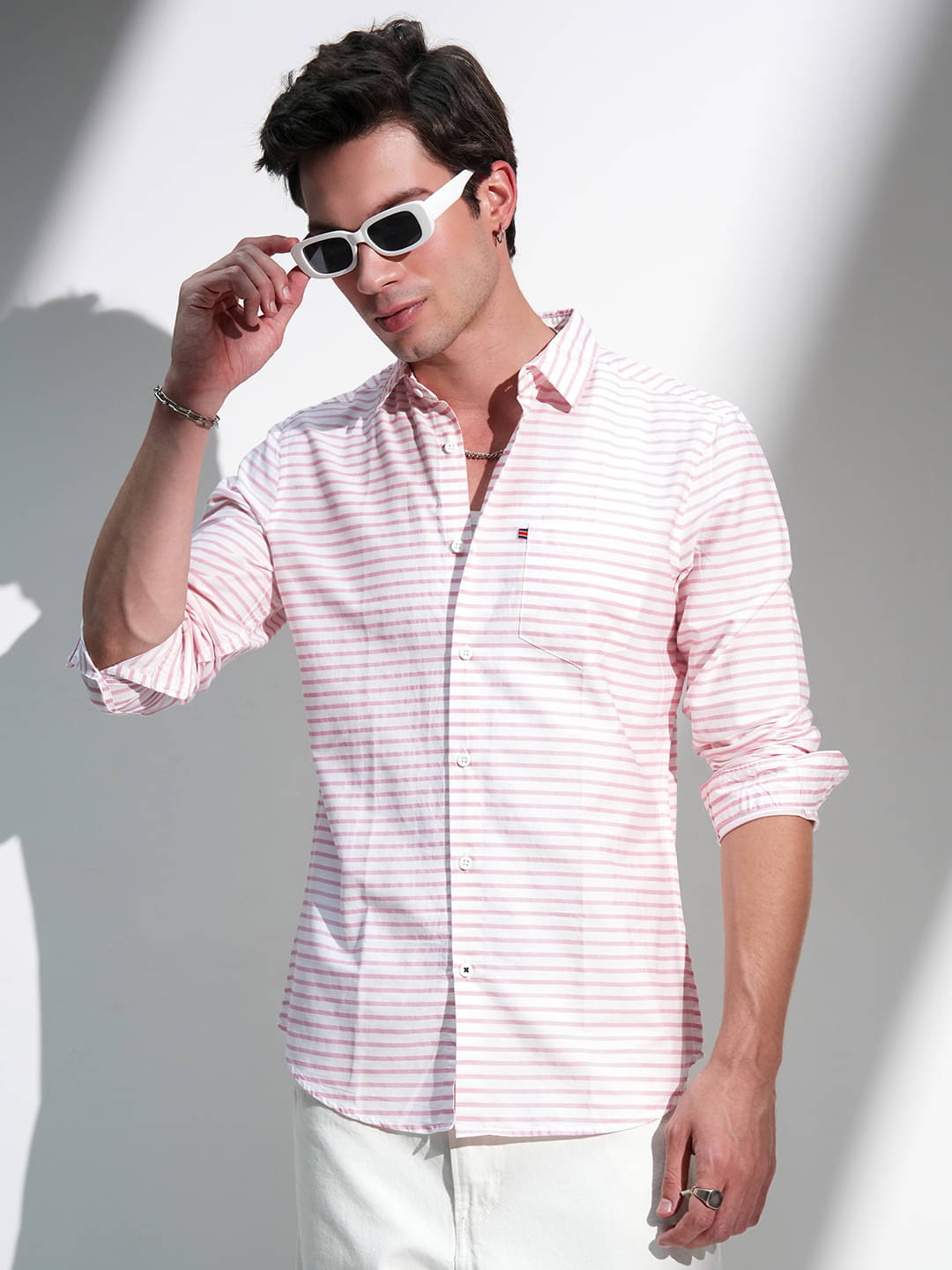 Highlander 100% Cotton Slim Fit Striped Full Sleeves Men's Casual Shirt - Multi ( Pack of 1 )     			Highlander 100% Cotton Slim Fit Striped Full Sleeves Men's Casual Shirt - Multi ( Pack of 1 )