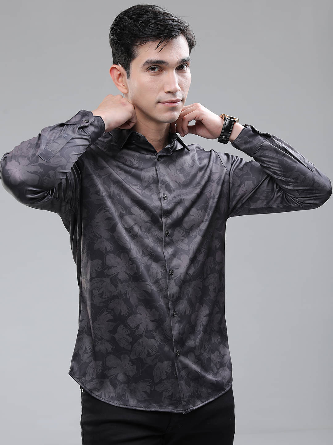 Highlander Polyester Slim Fit Printed Full Sleeves Men's Casual Shirt - Brown ( Pack of 1 )     			Highlander Polyester Slim Fit Printed Full Sleeves Men's Casual Shirt - Brown ( Pack of 1 )