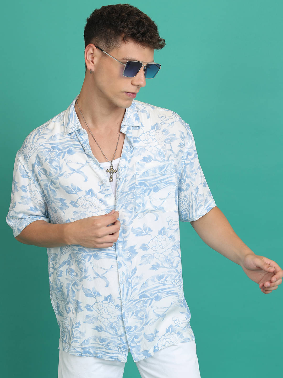 Highlander Viscose Slim Fit Printed Half Sleeves Men's Casual Shirt - Multi ( Pack of 1 ) Highlander Viscose Slim Fit Printed Half Sleeves Men's Casual Shirt - Multi ( Pack of 1 )