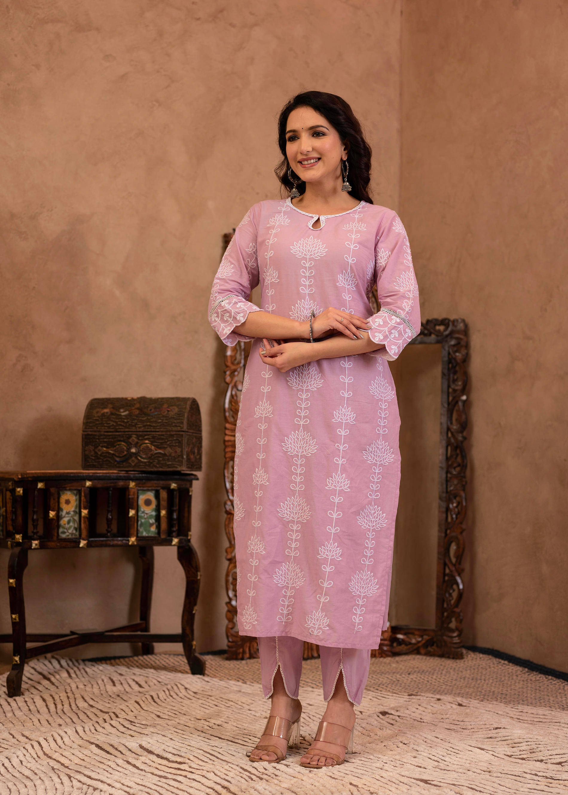     			Juniper Women Cotton Embroidered Straight Kurti With Pants ( Lavender )